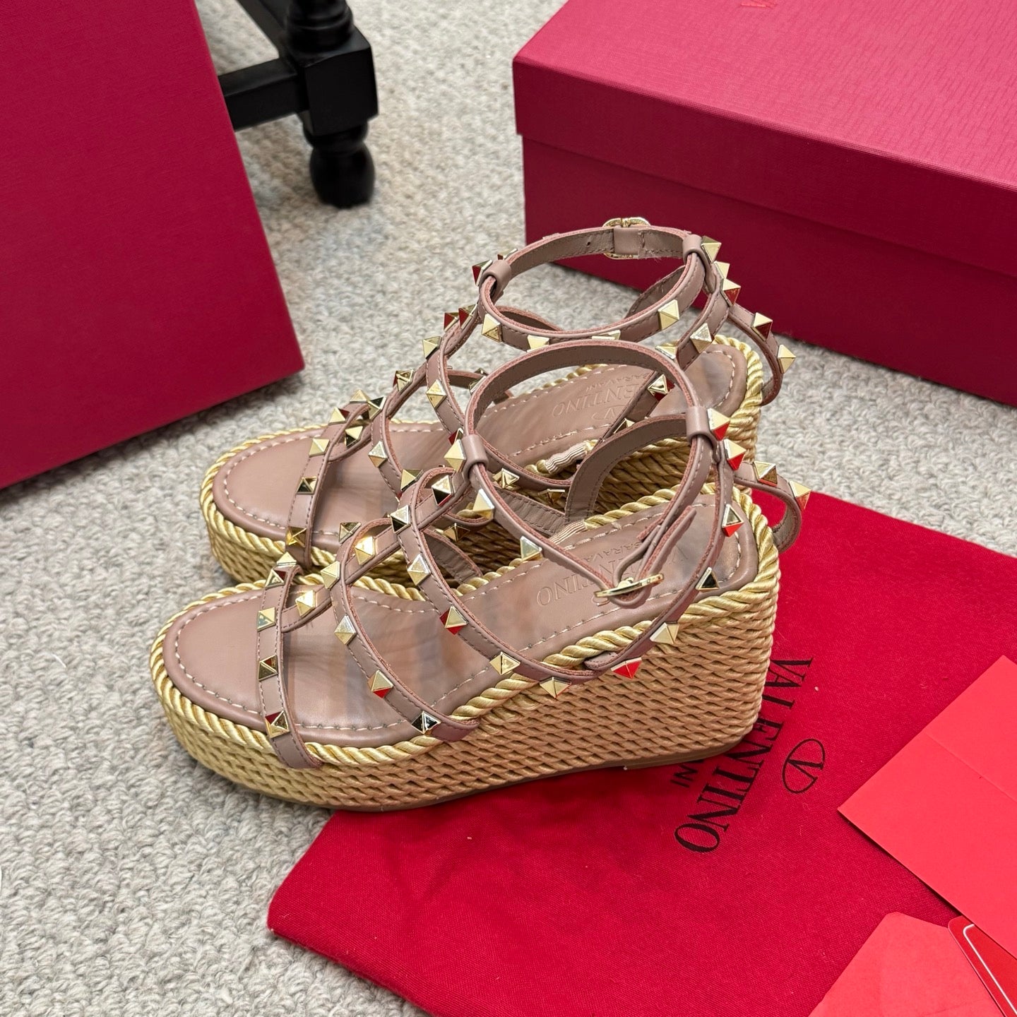 Valent* 25SS wedge sandals VIP