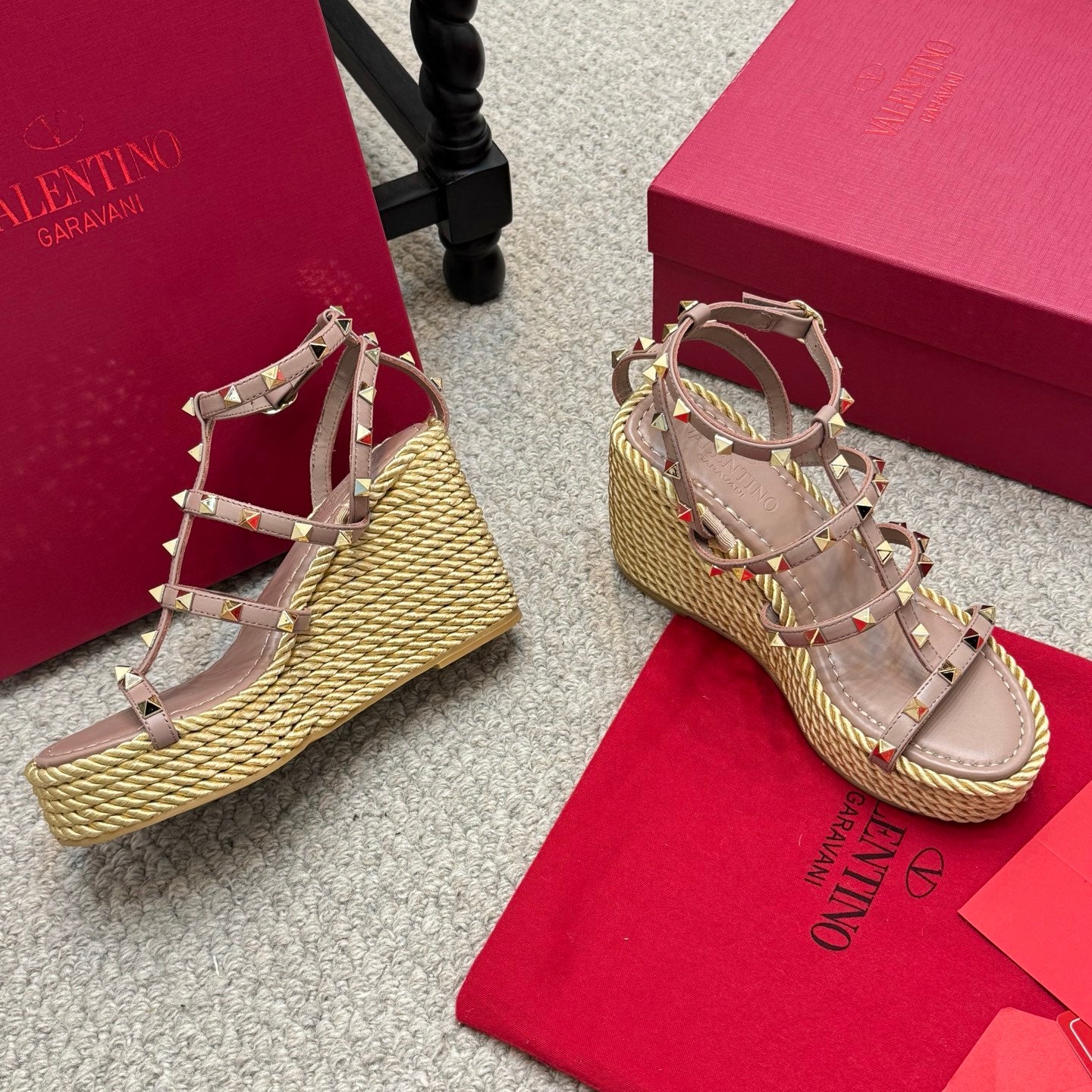 Valent* 25SS wedge sandals VIP