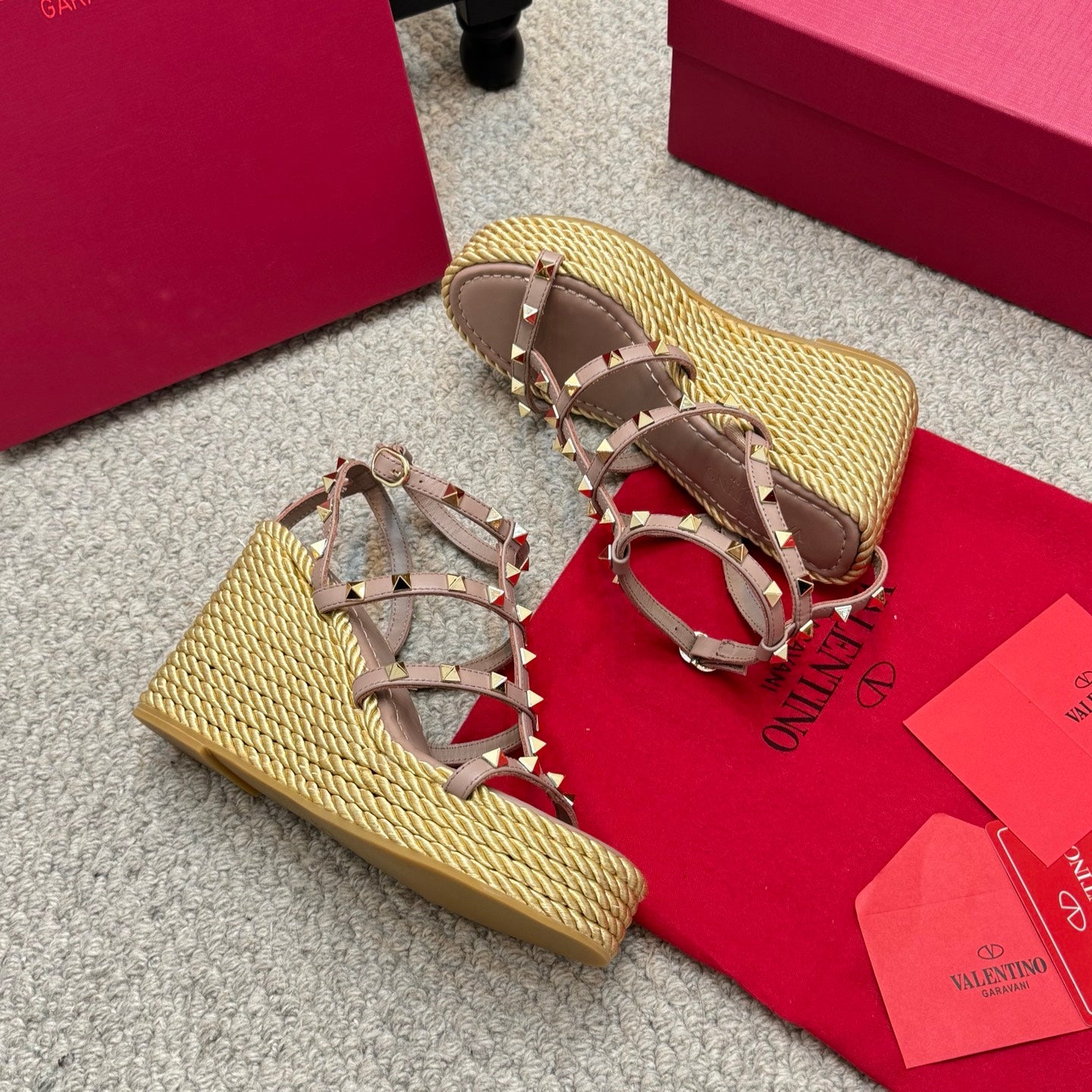 Valent* 25SS wedge sandals VIP