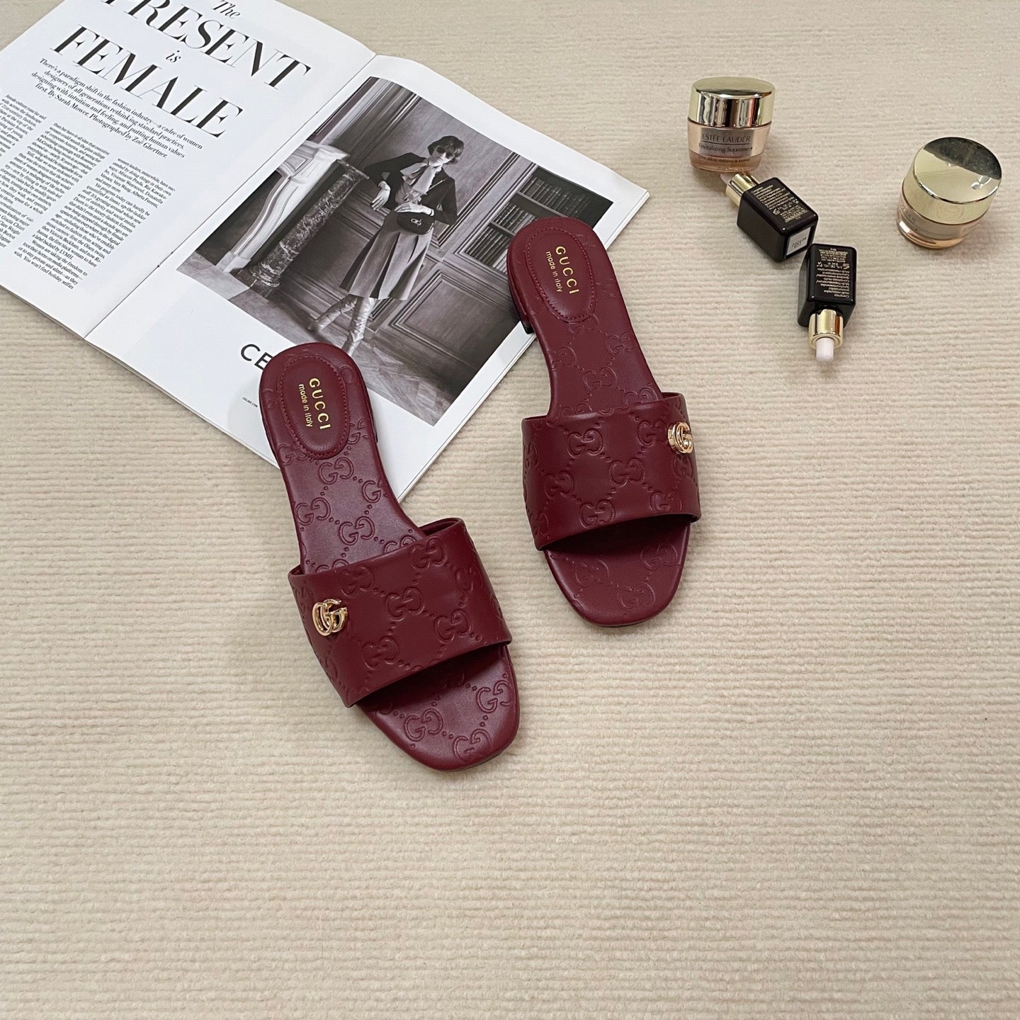 GUC* 25SS embossed flat slides