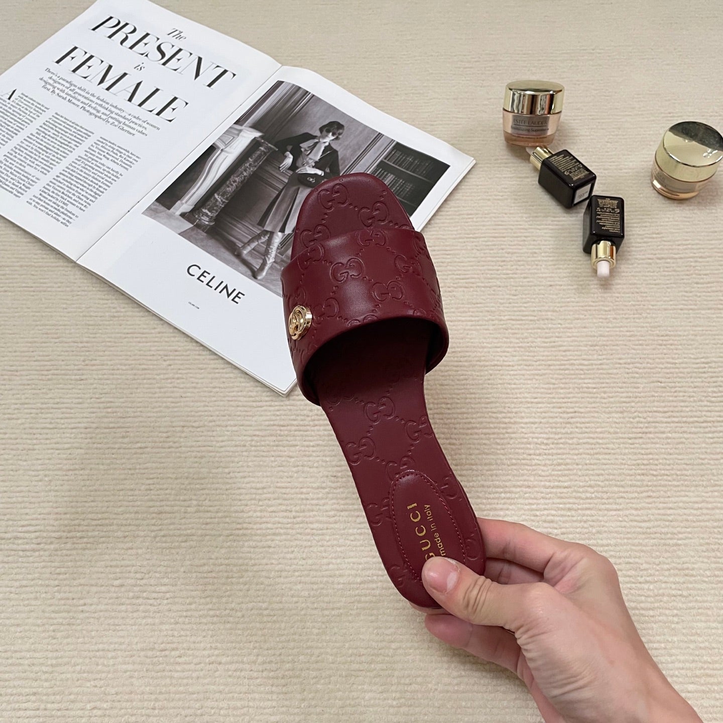 GUC* 25SS embossed flat slides