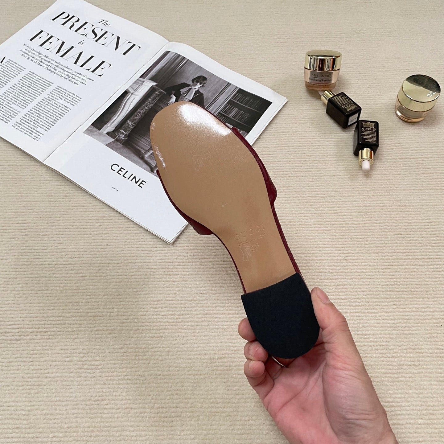 GUC* 25SS embossed flat slides