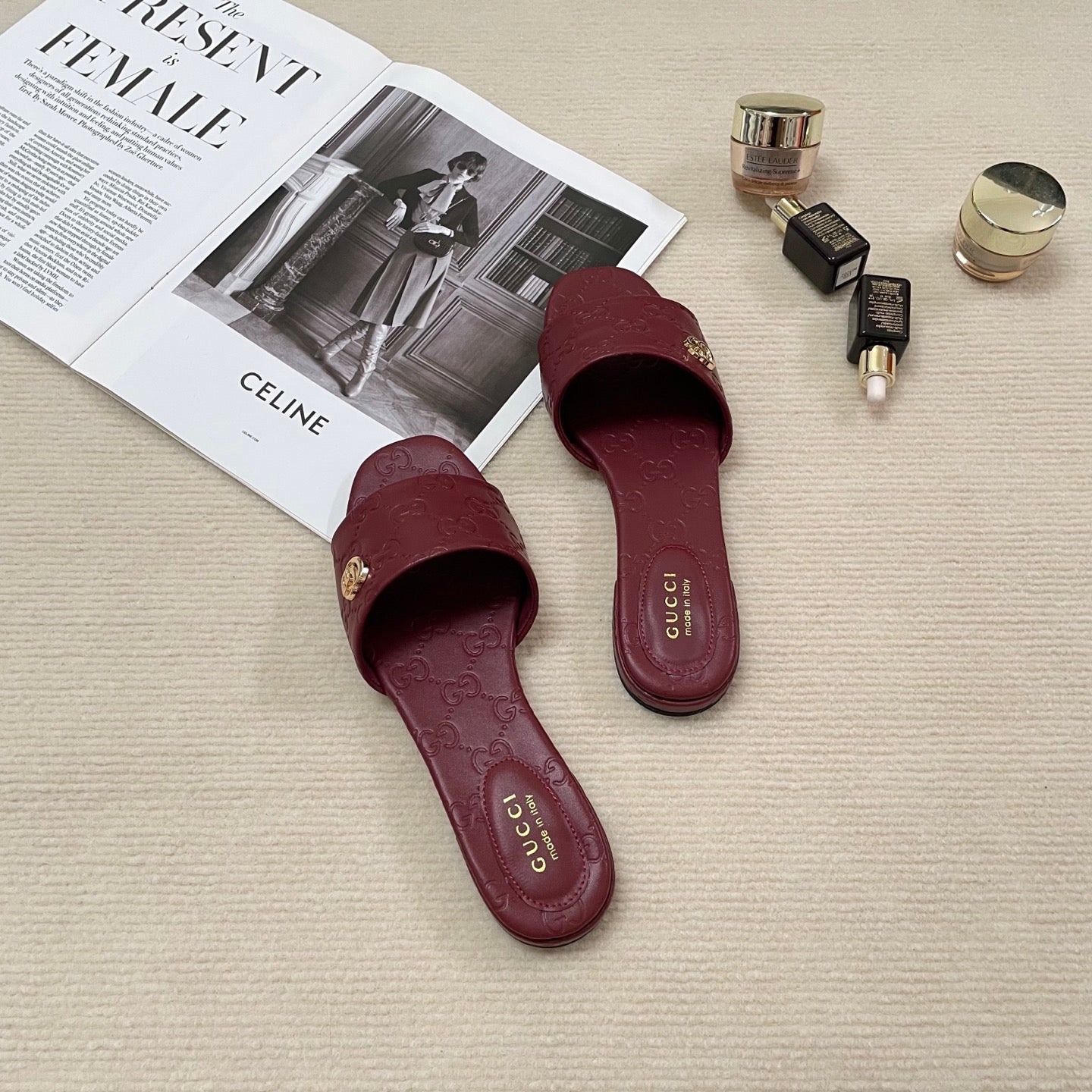 GUC* 25SS embossed flat slides