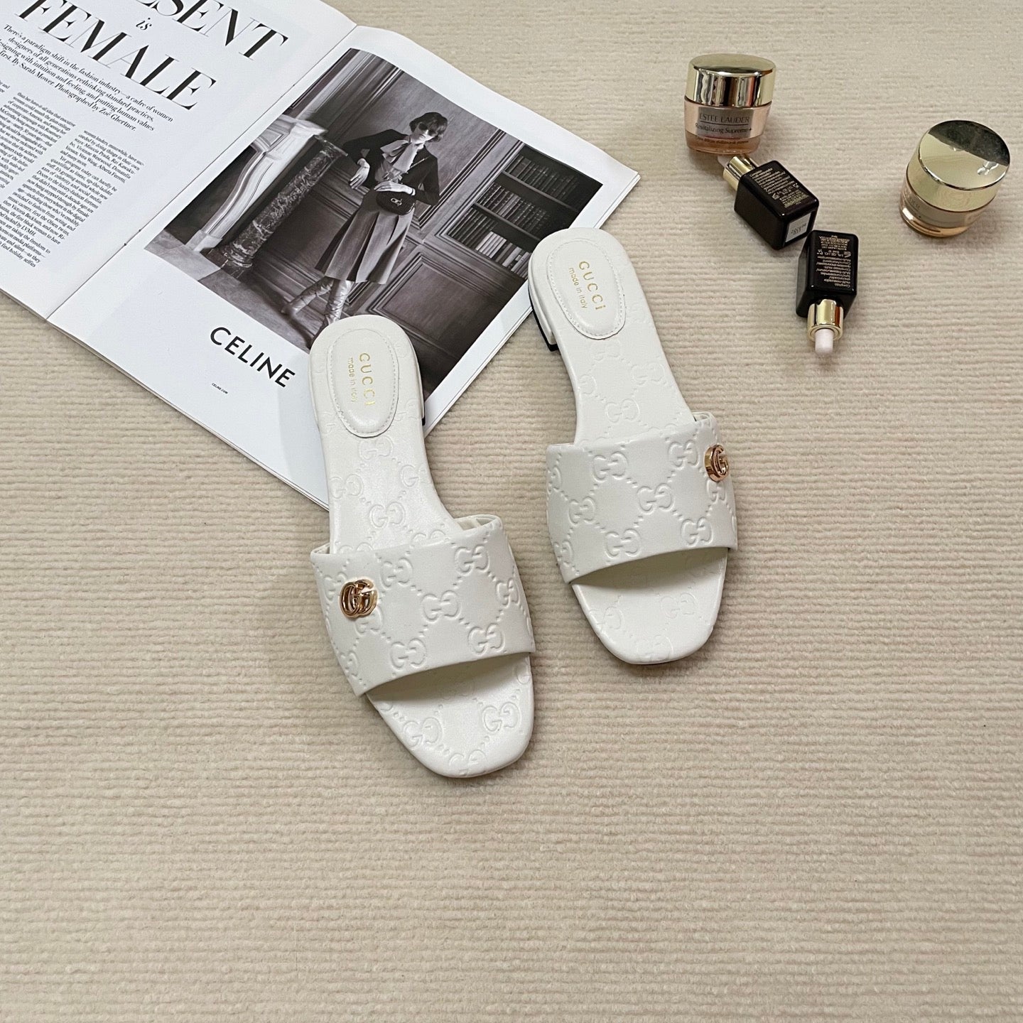 GUC* 25SS embossed flat slides