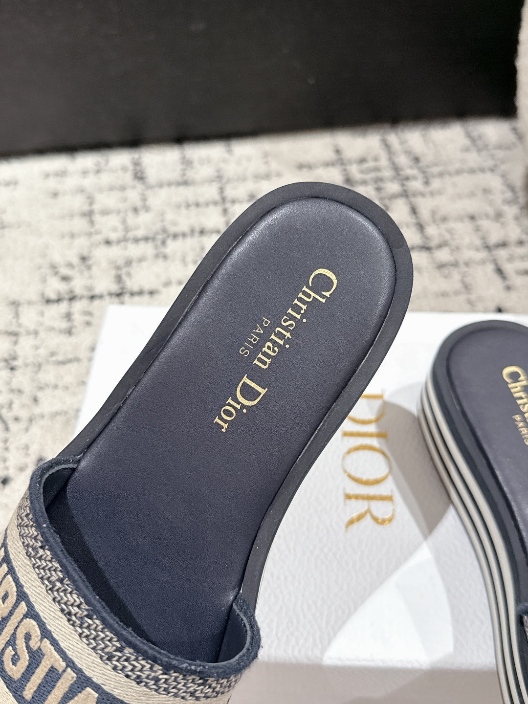 DIA* 25SS platform slippers