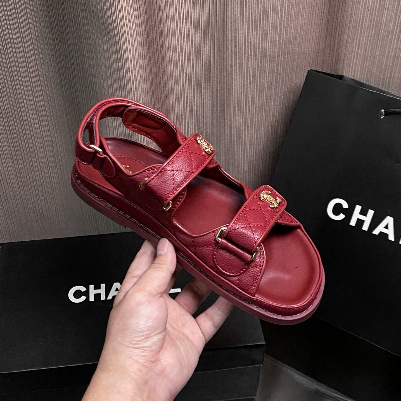 CHNA* 25SS Velcro Sandals