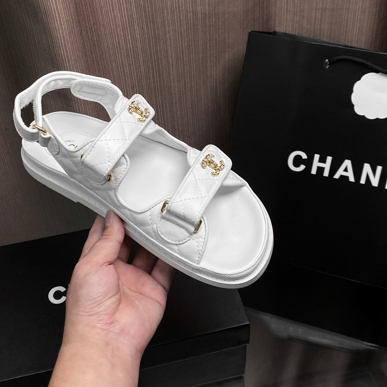 CHNA* 25SS Velcro Sandals