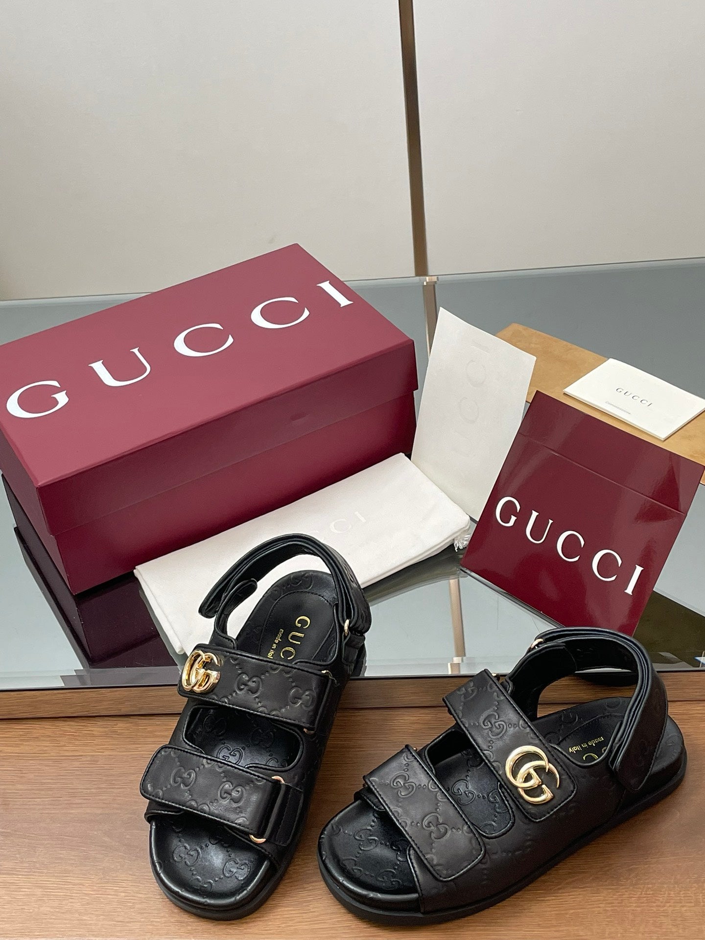 GUC* 25SS Beach Shoes