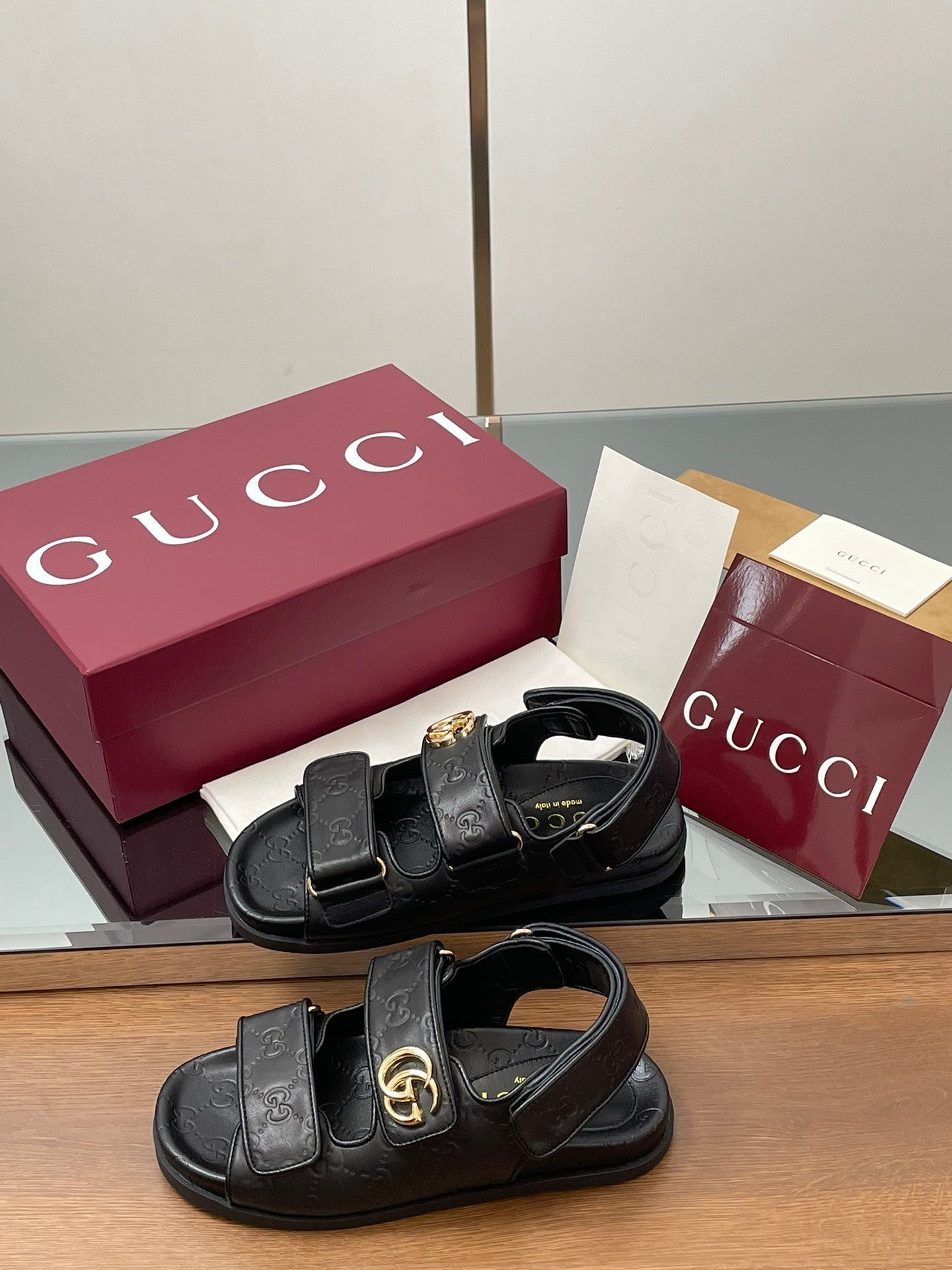 GUC* 25SS Beach Shoes