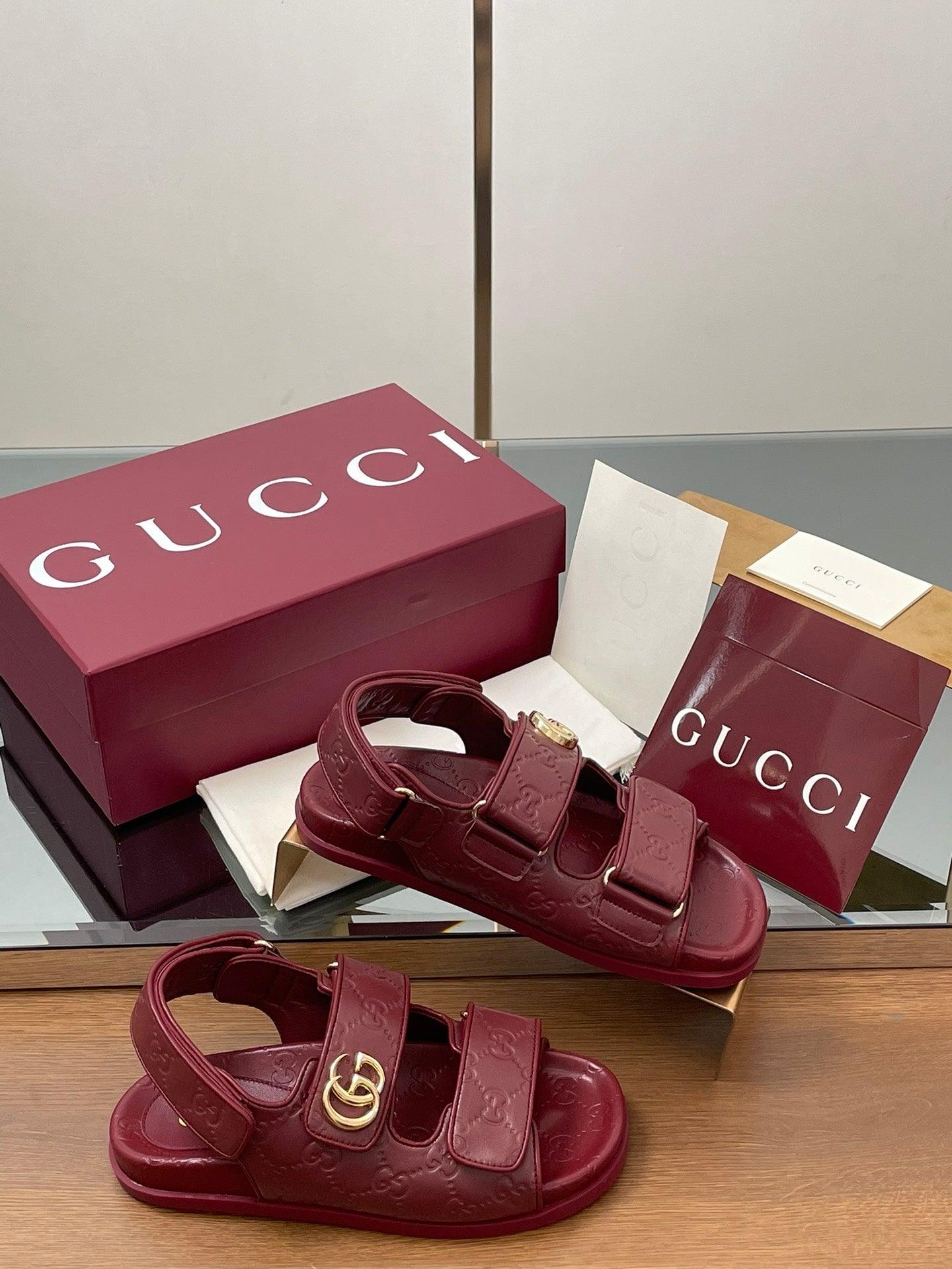 GUC* 25SS Beach Shoes