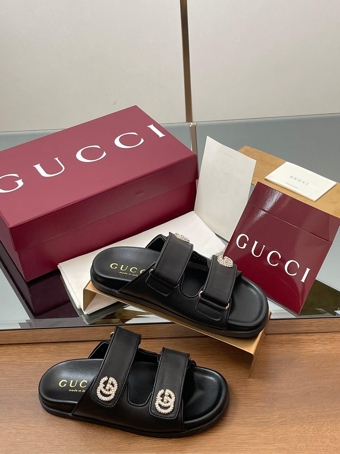 GUC* 25SS Beach Sandals