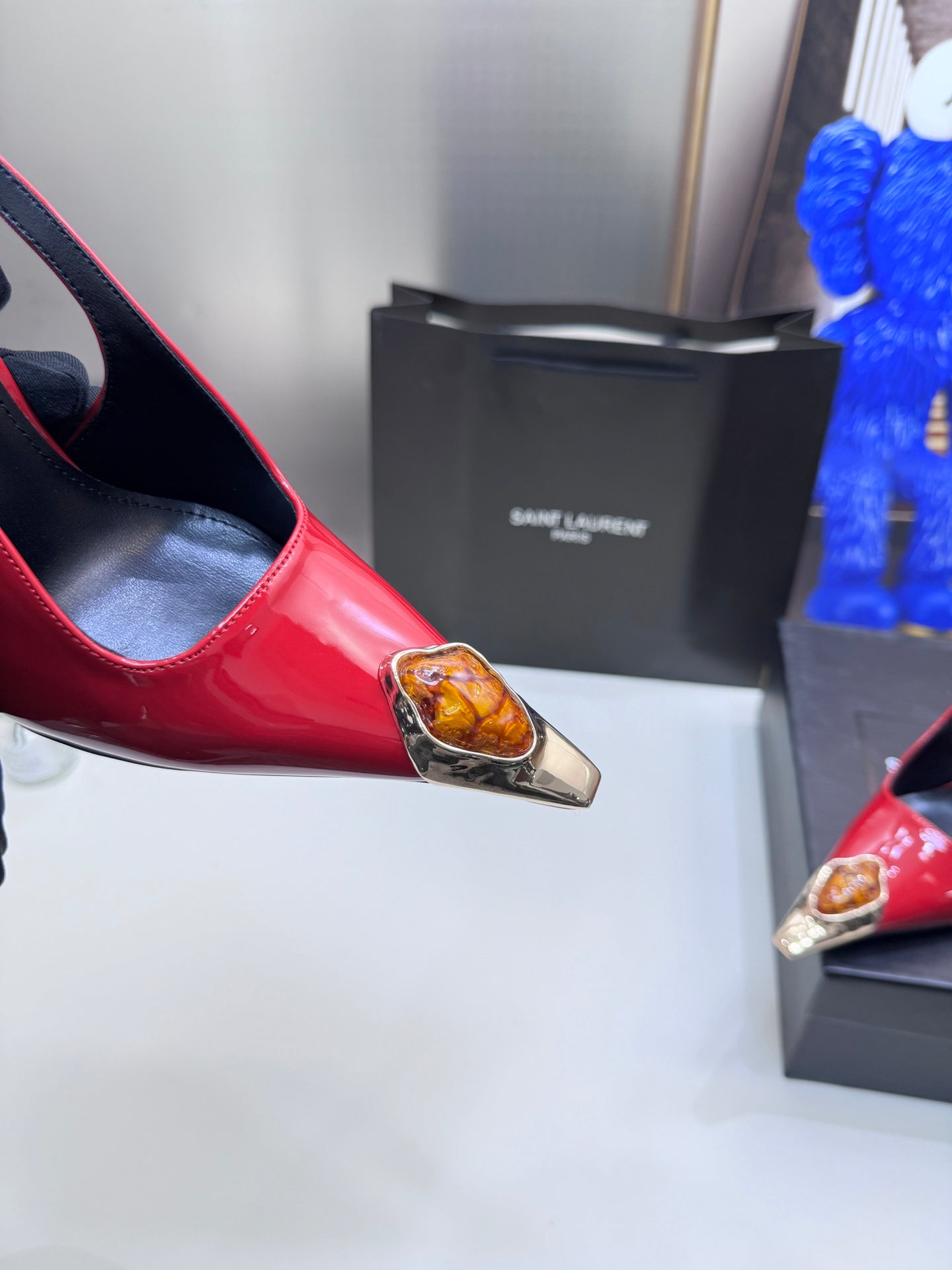 YSL* 25SS pointed high heels