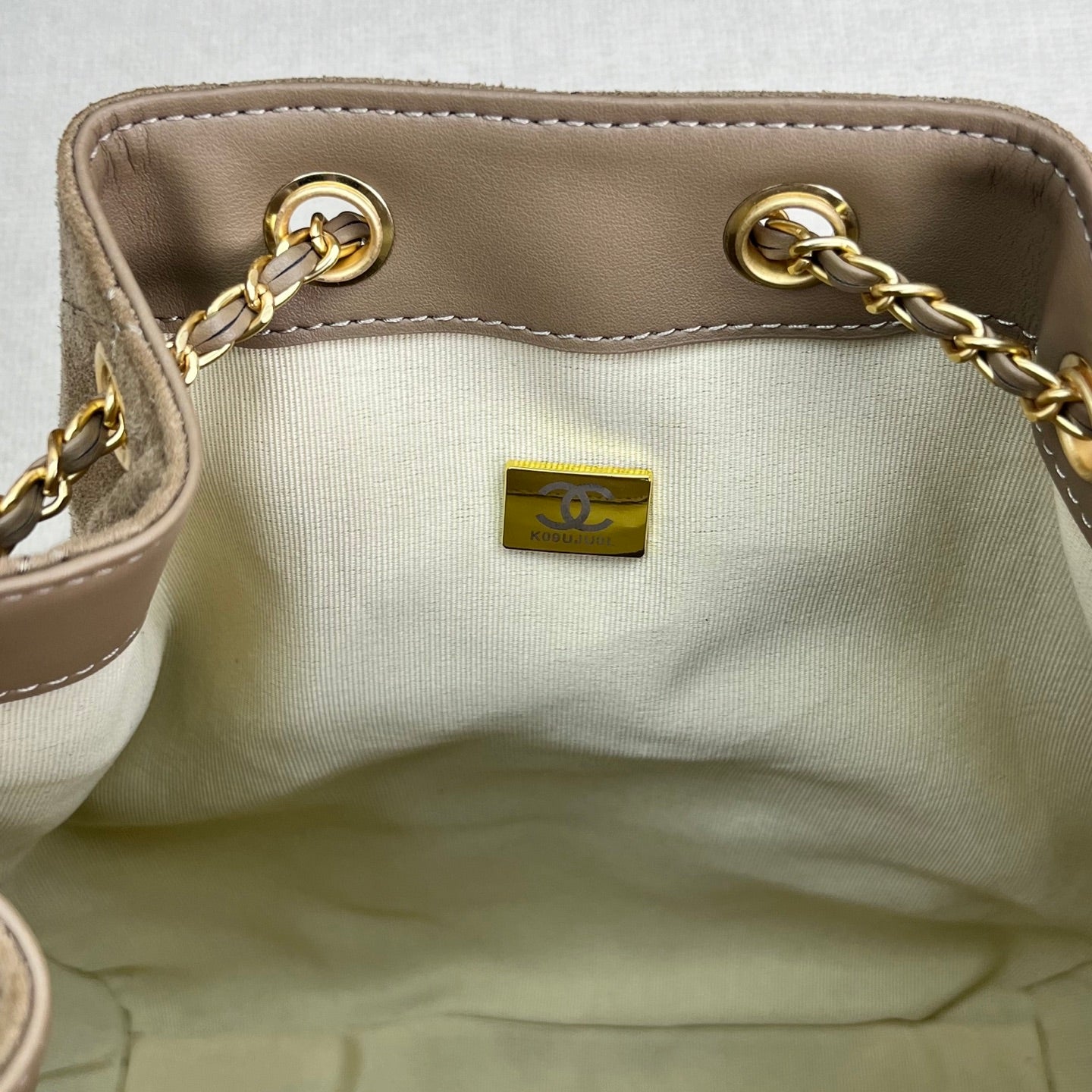 CHNA* 25SS Bucket Bag