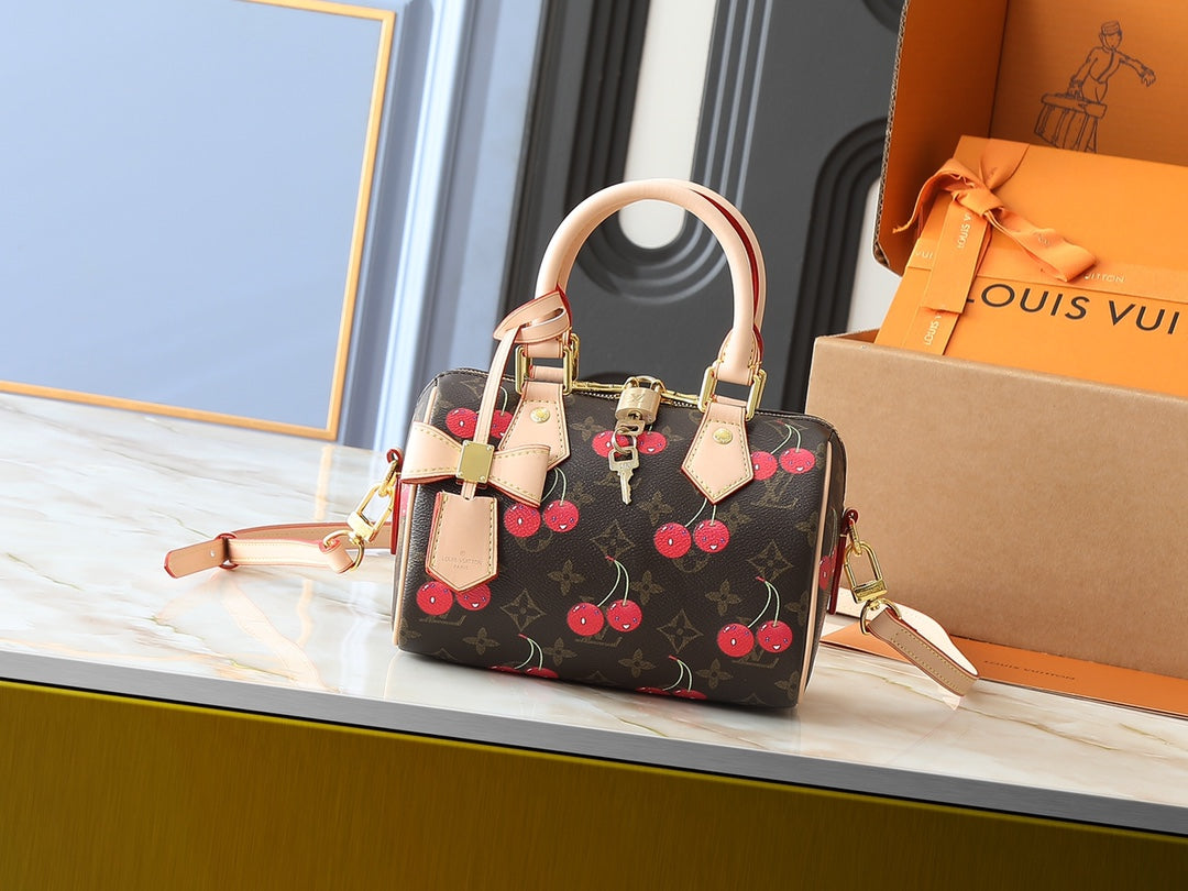 LOU* 25SS Cherry Graffiti Tote