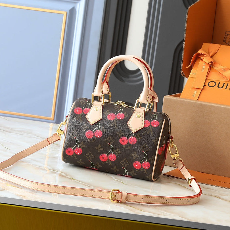 LOU* 25SS Cherry Graffiti Tote