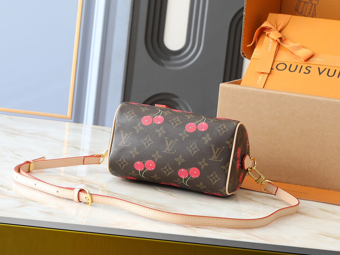 LOU* 25SS Cherry Graffiti Tote