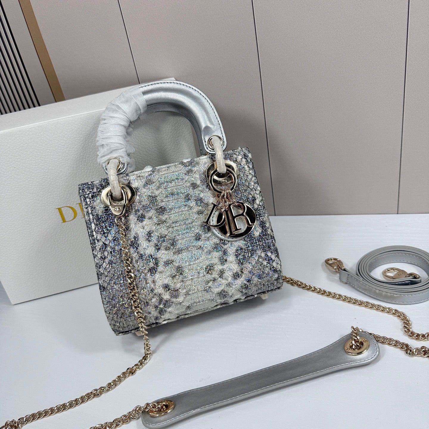 DIO* 25SS snakeskin Diana bag