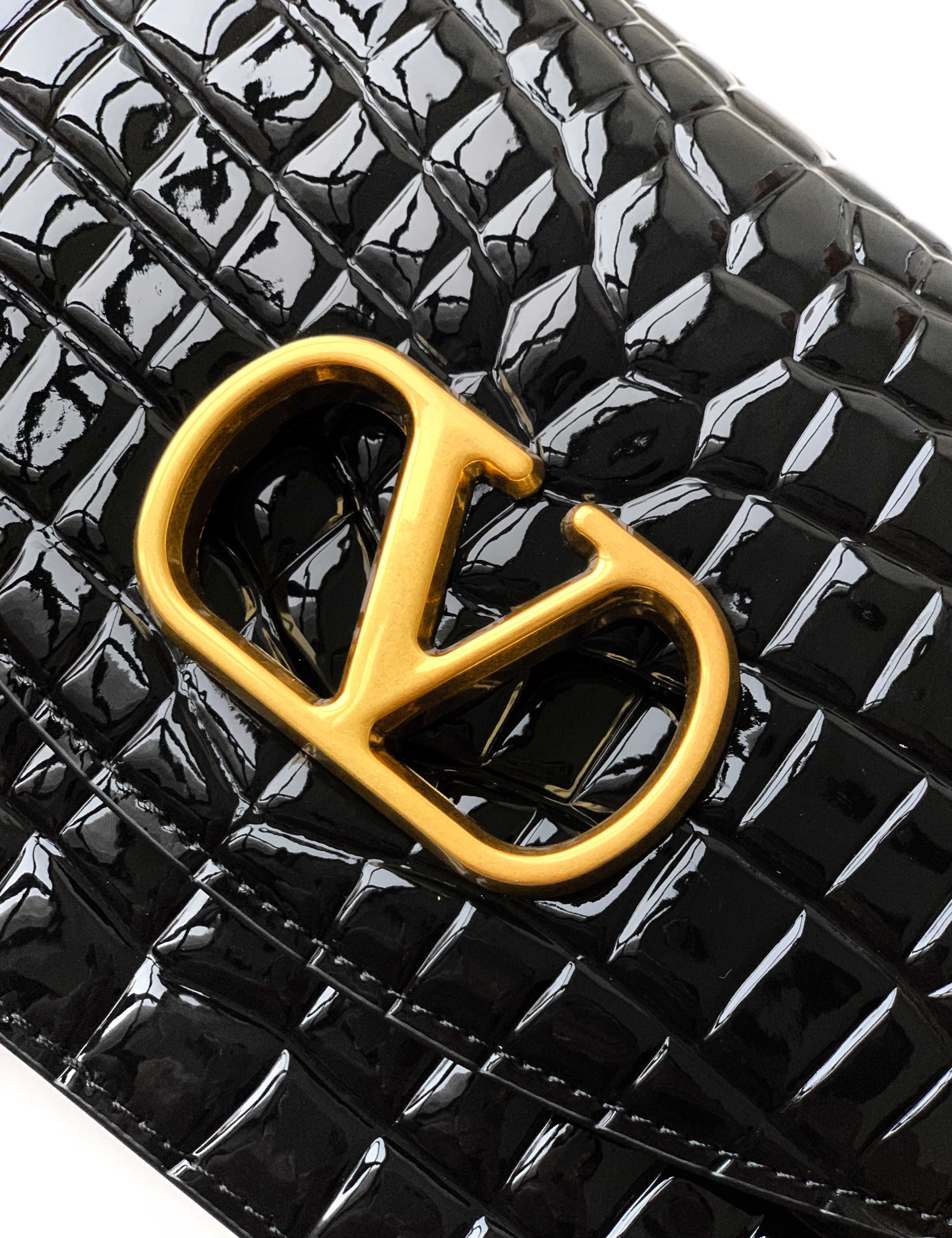 Valent* 25SS stone pattern handbag