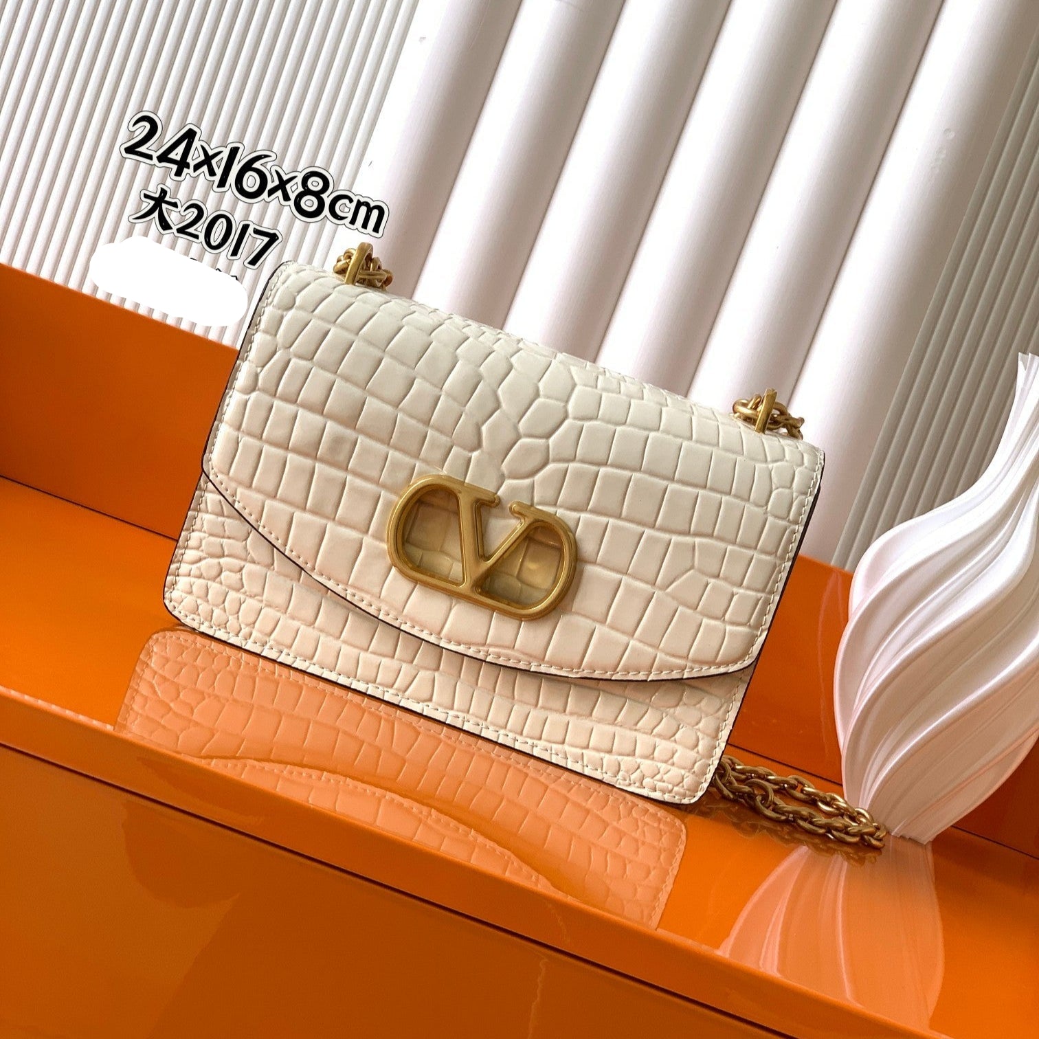 Valent* 25SS stone pattern handbag