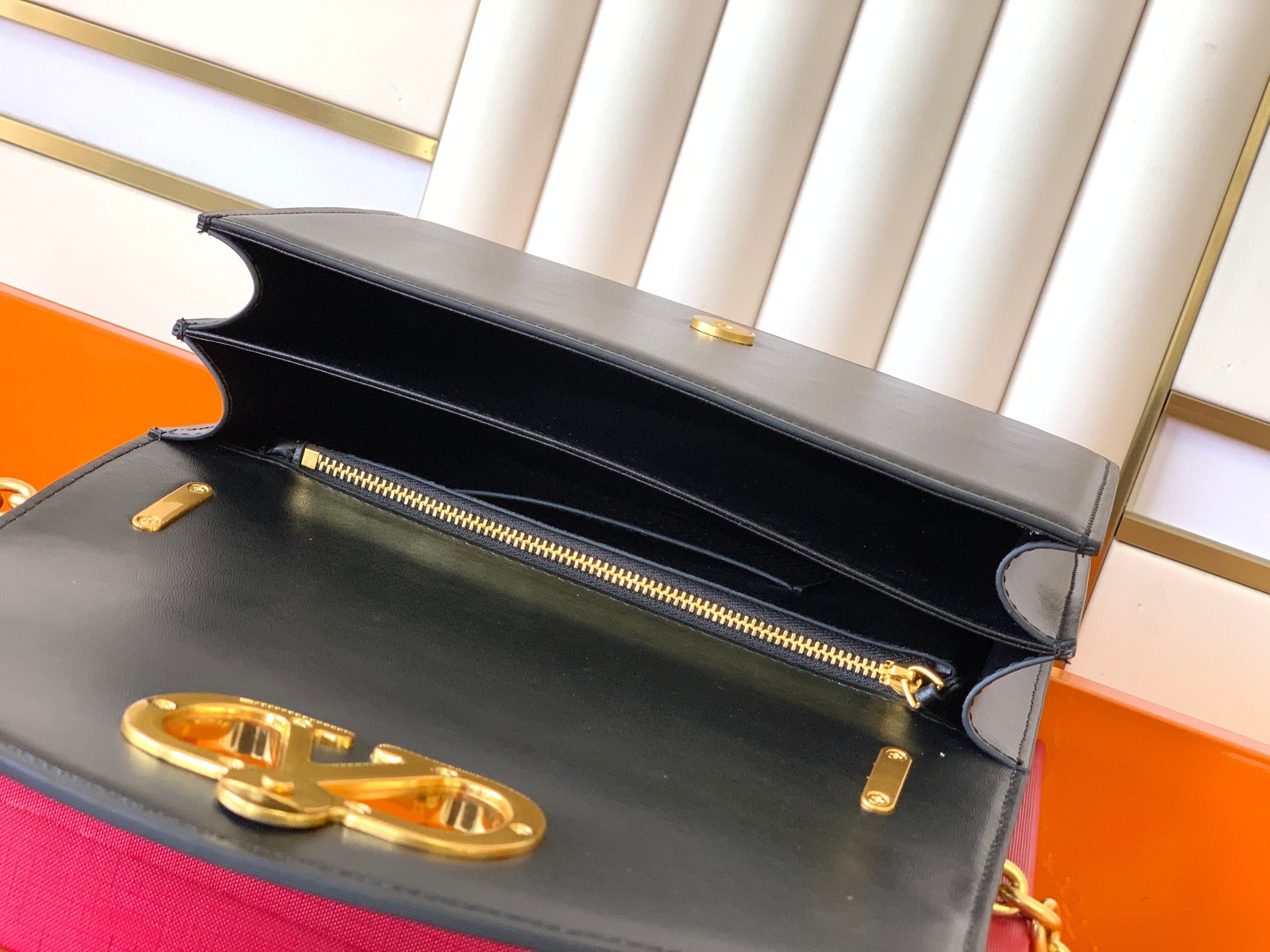 Valenti* 25SS Handbag