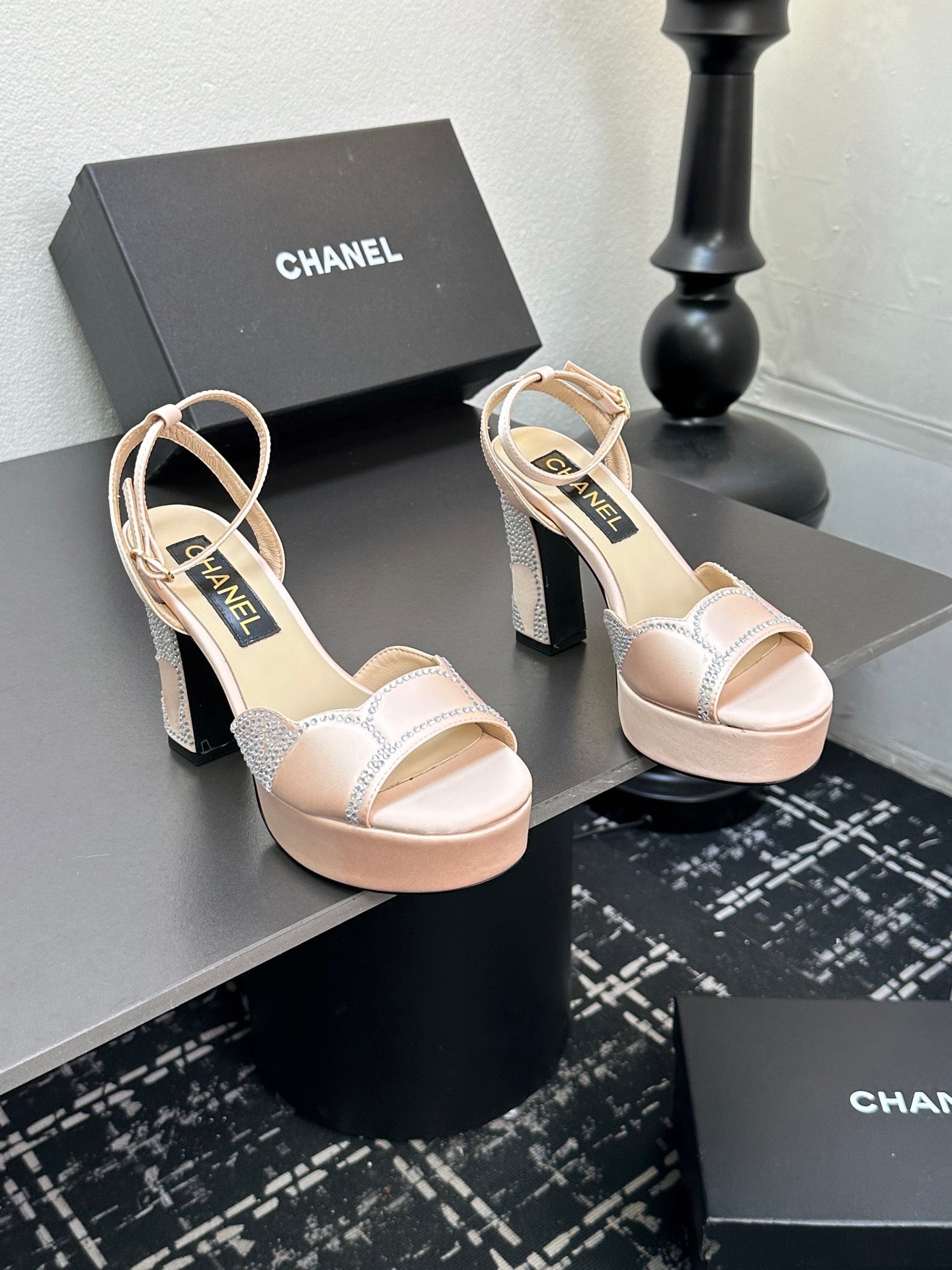 CHAN* 25SS high heel sandals VIP