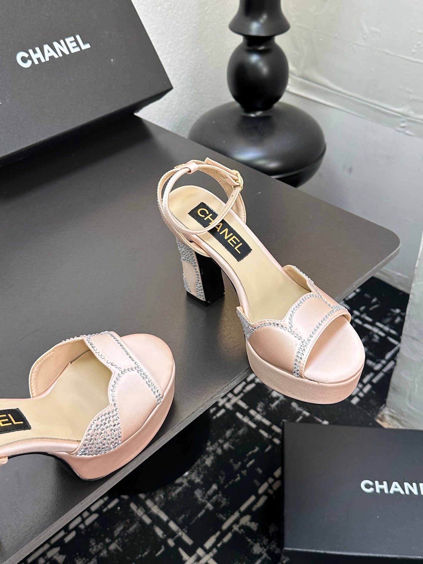 CHAN* 25SS high heel sandals VIP