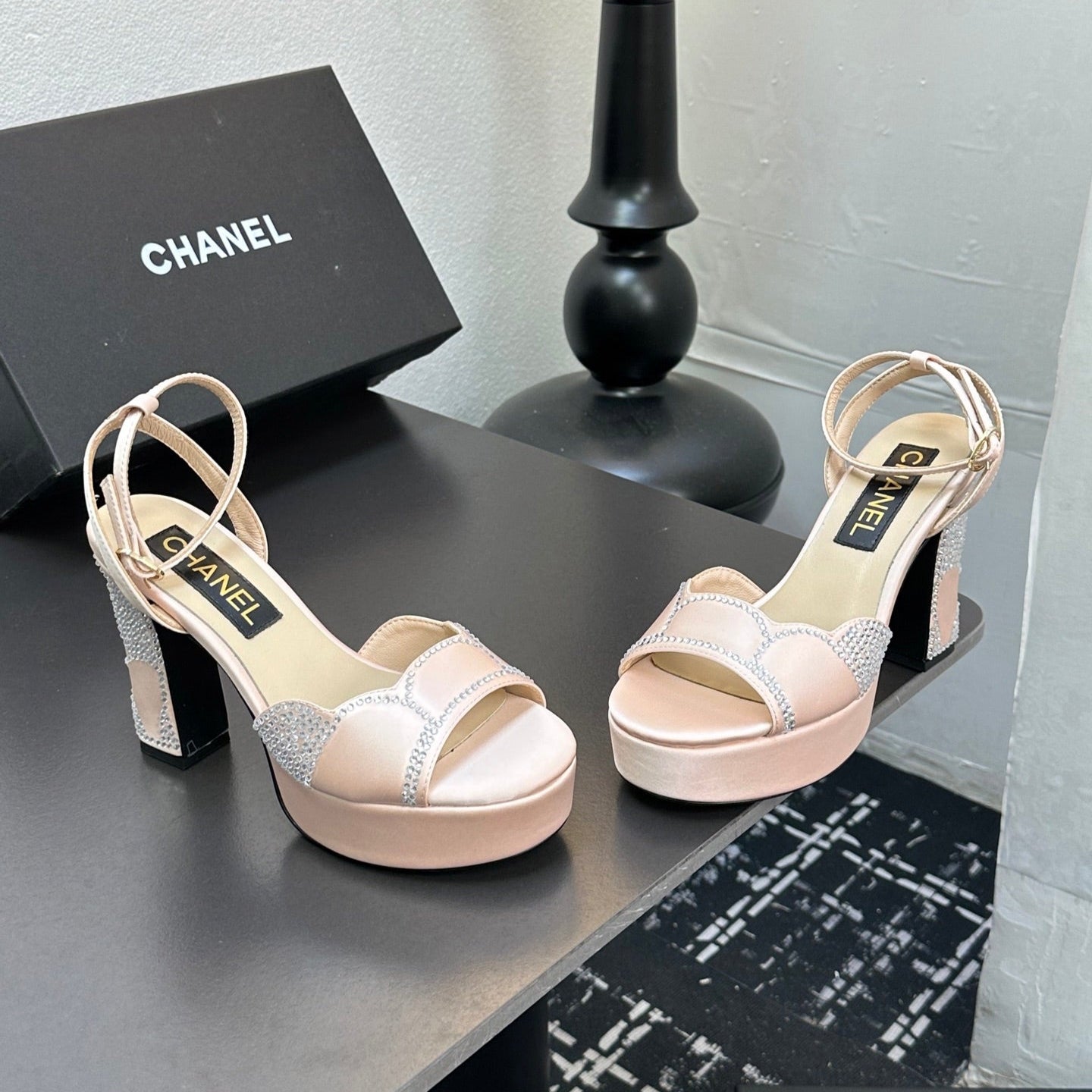 CHAN* 25SS high heel sandals VIP
