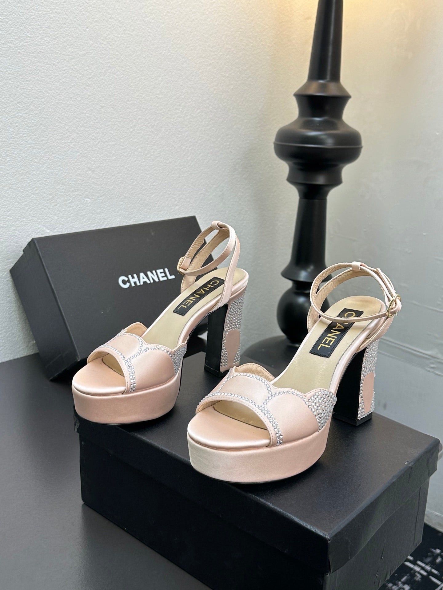 CHAN* 25SS high heel sandals VIP
