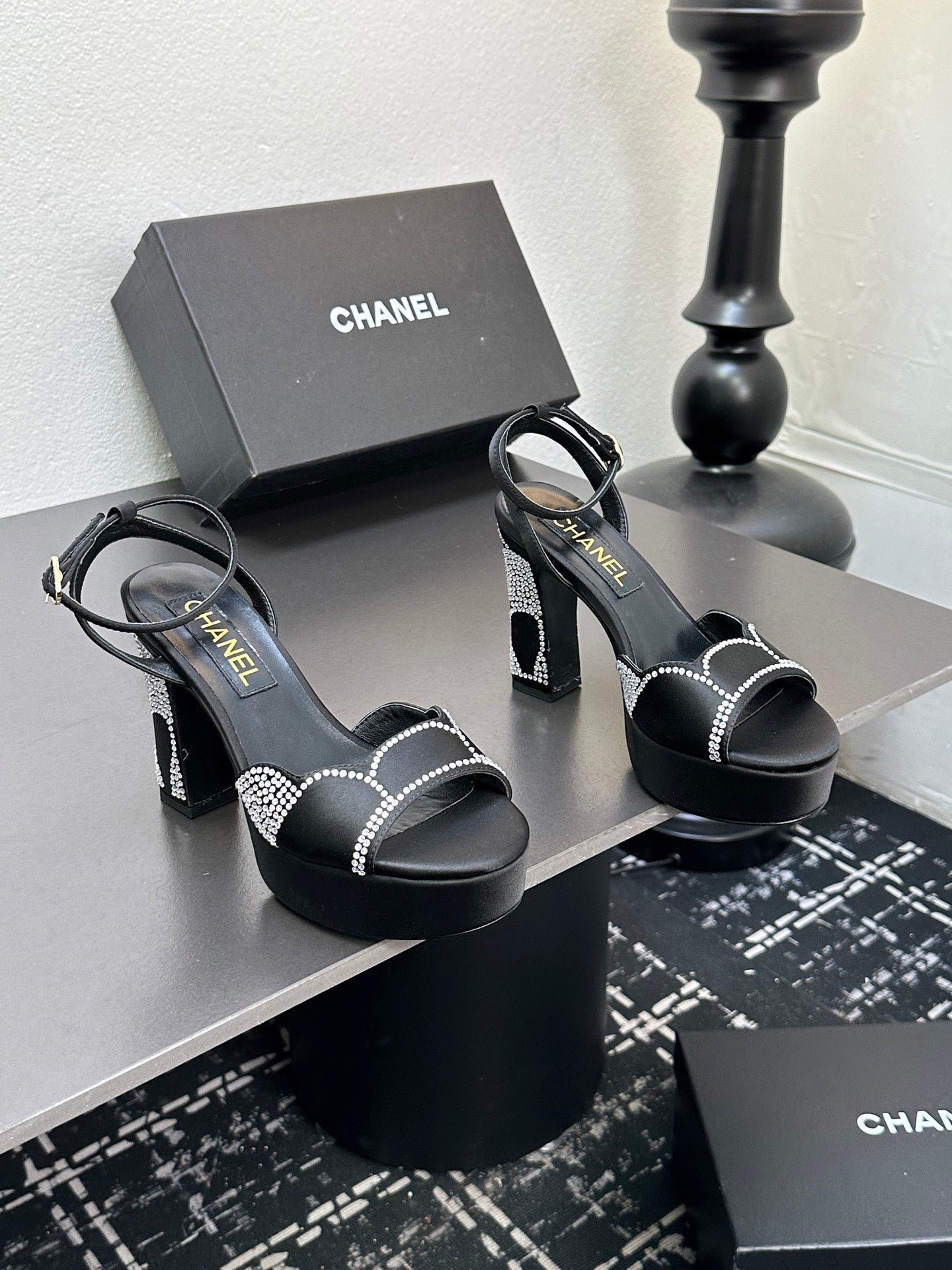 CHAN* 25SS high heel sandals VIP