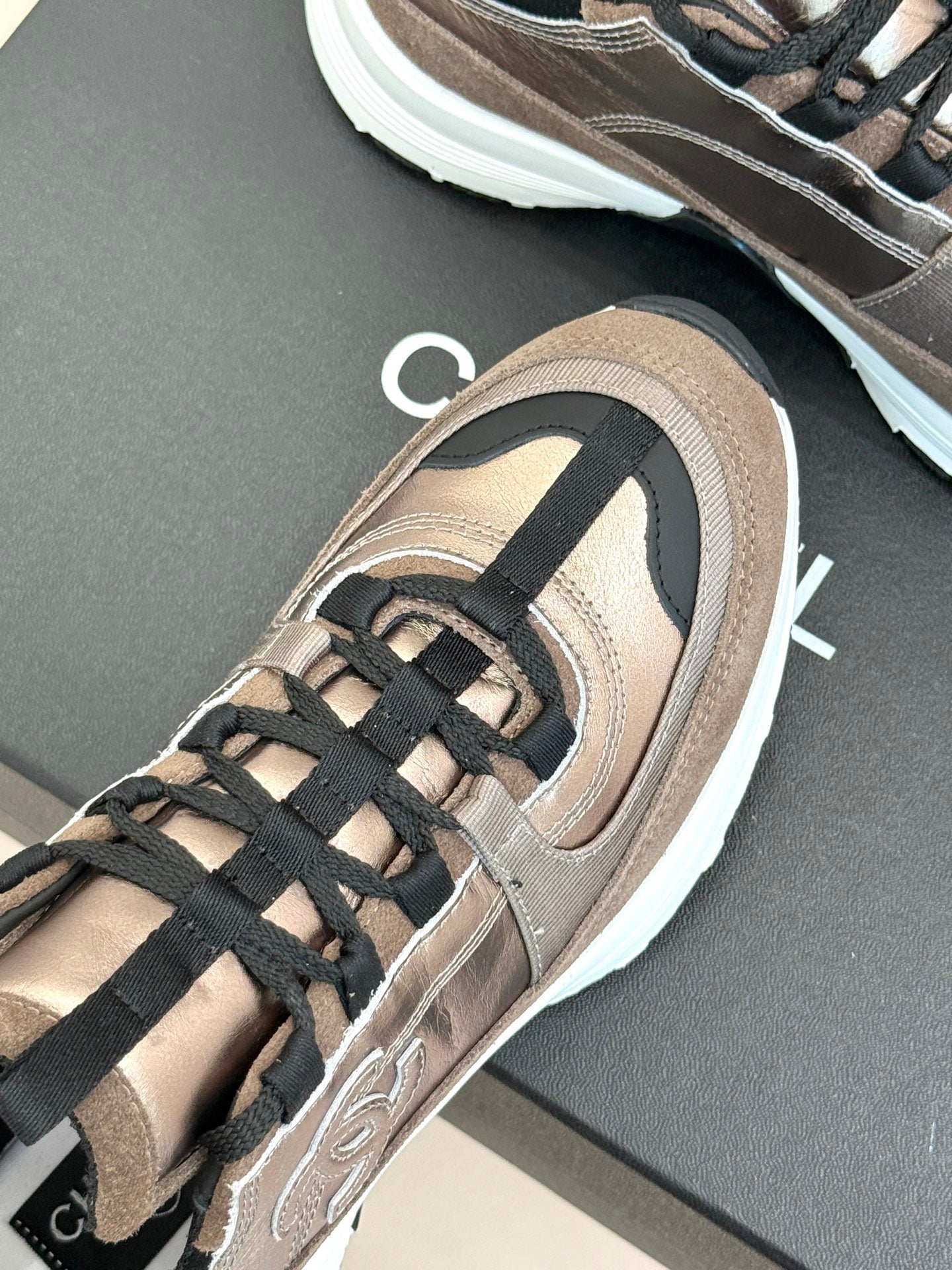 CHAN* 25SS sneakers VIP