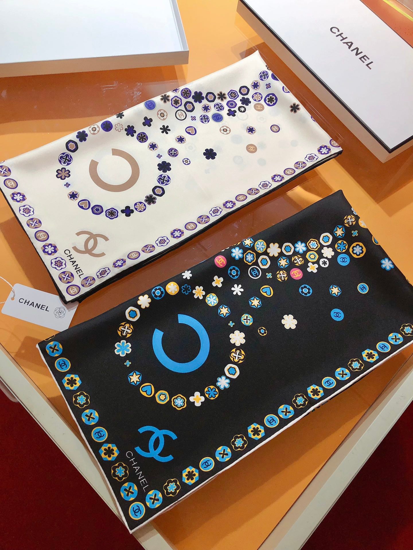 CHAN* 25SS square scarf