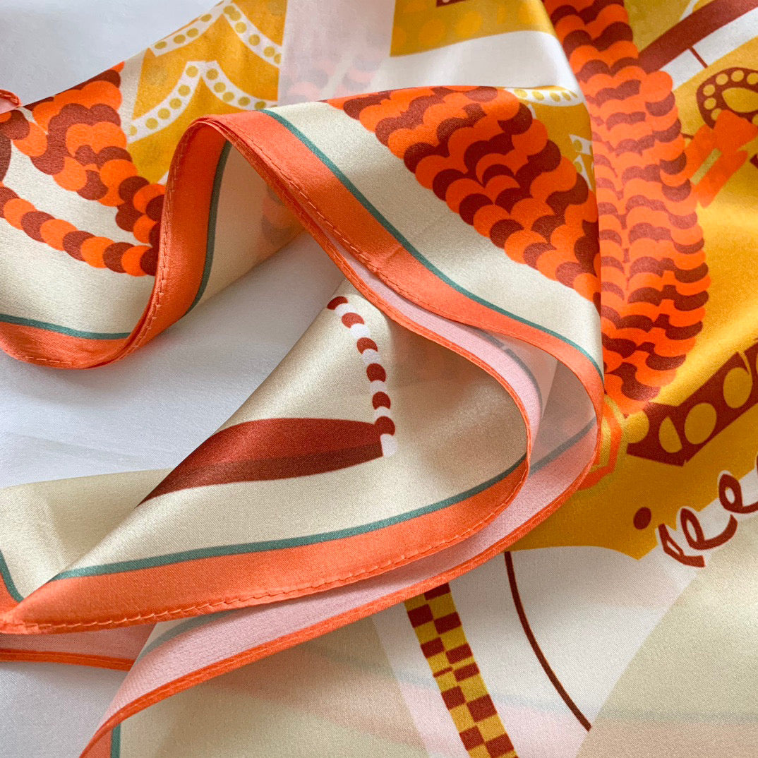 Herm* 25SS square scarf