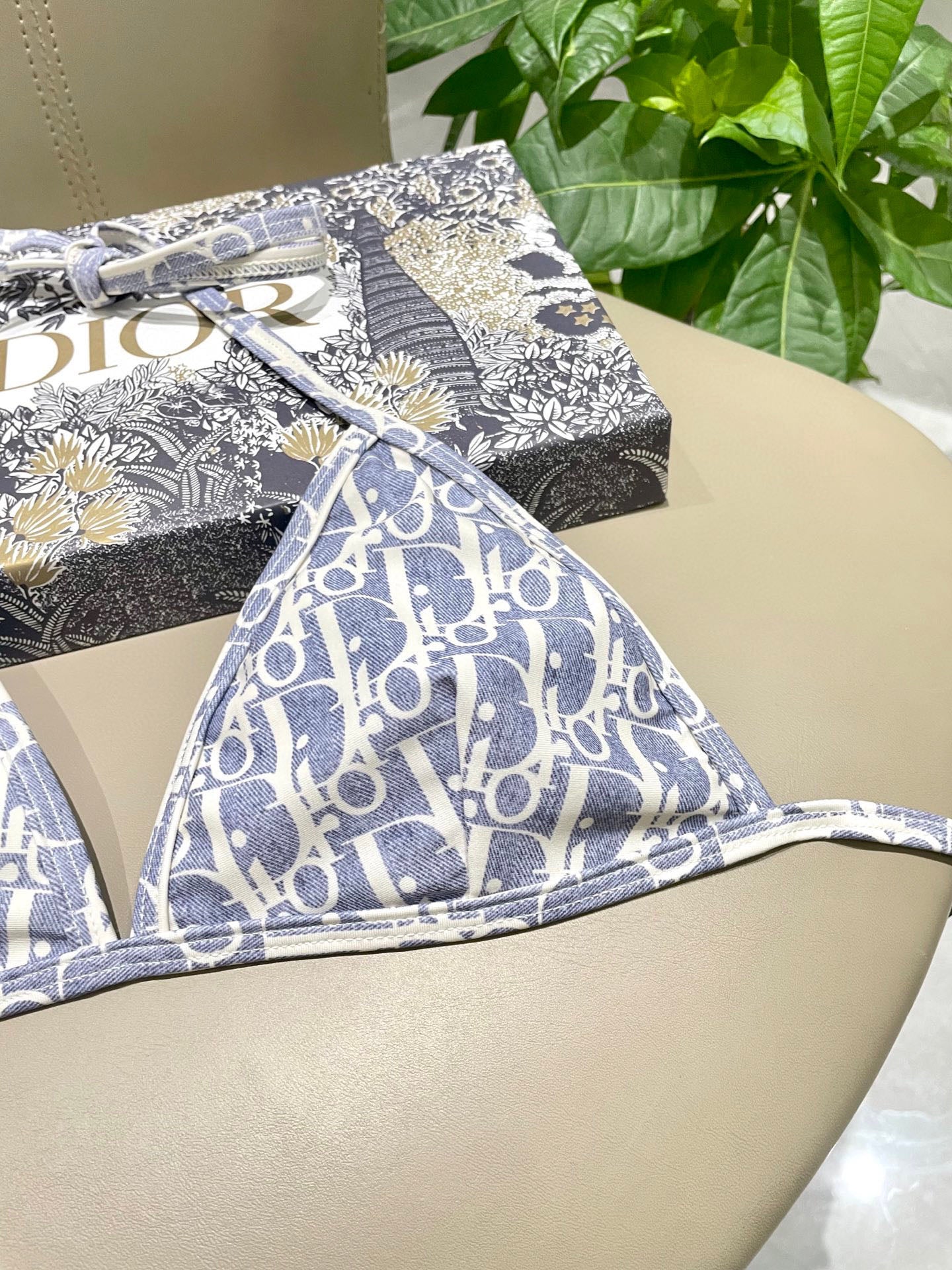 DIO* 25SS three piece swimsuit