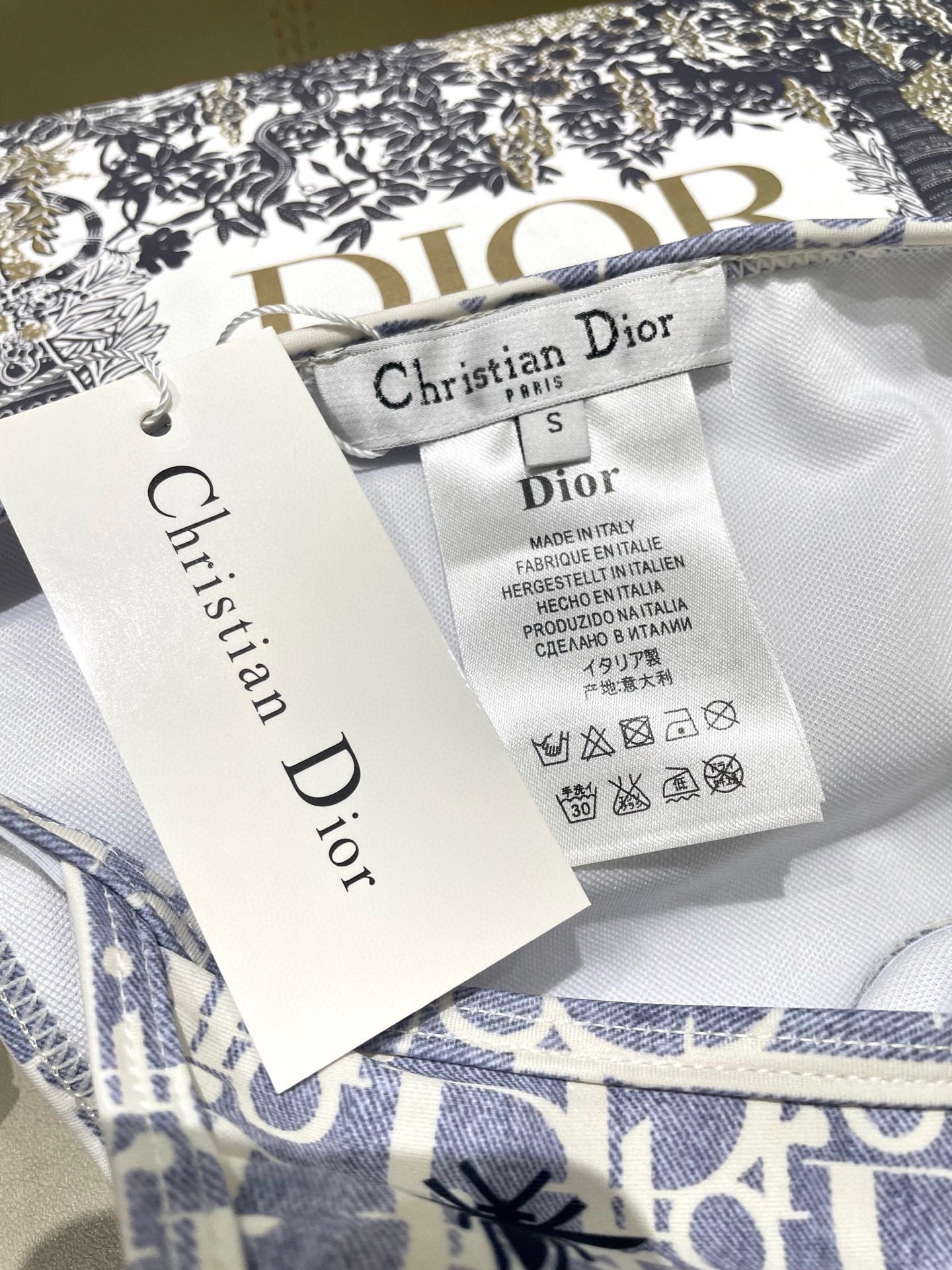 DIO* 25SS three piece swimsuit