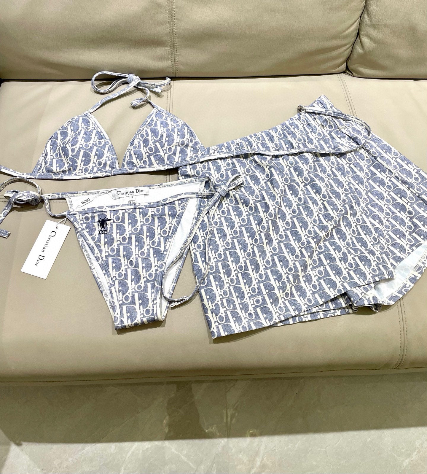 DIO* 25SS three piece swimsuit