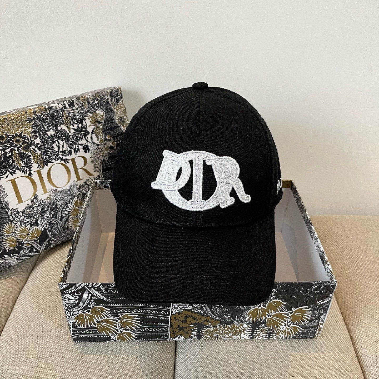 DIO* 25SS cap