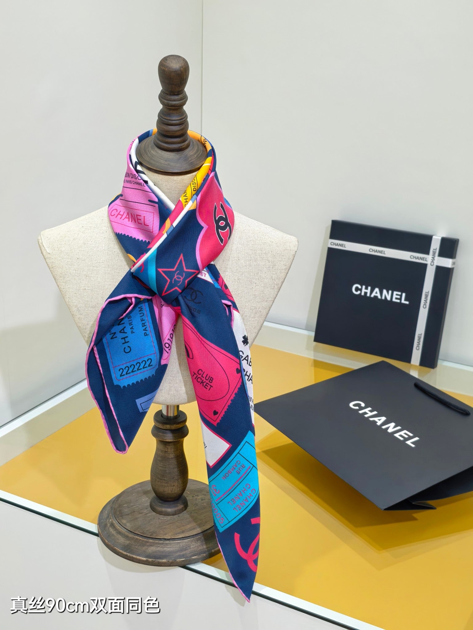 CHAN* 25SS 100% silk square scarf