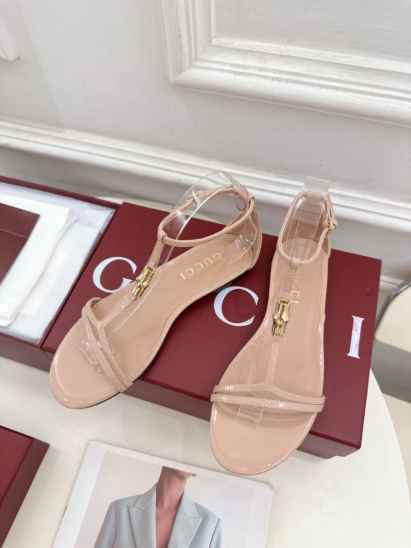 GUC* 25SS flat sandals VIP