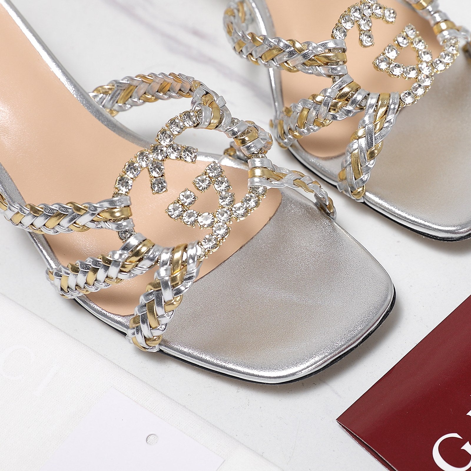GUC* 25SS crystal woven slides VIP