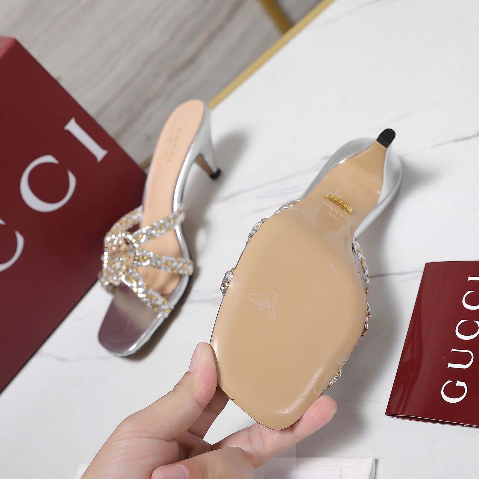 GUC* 25SS crystal woven slides VIP