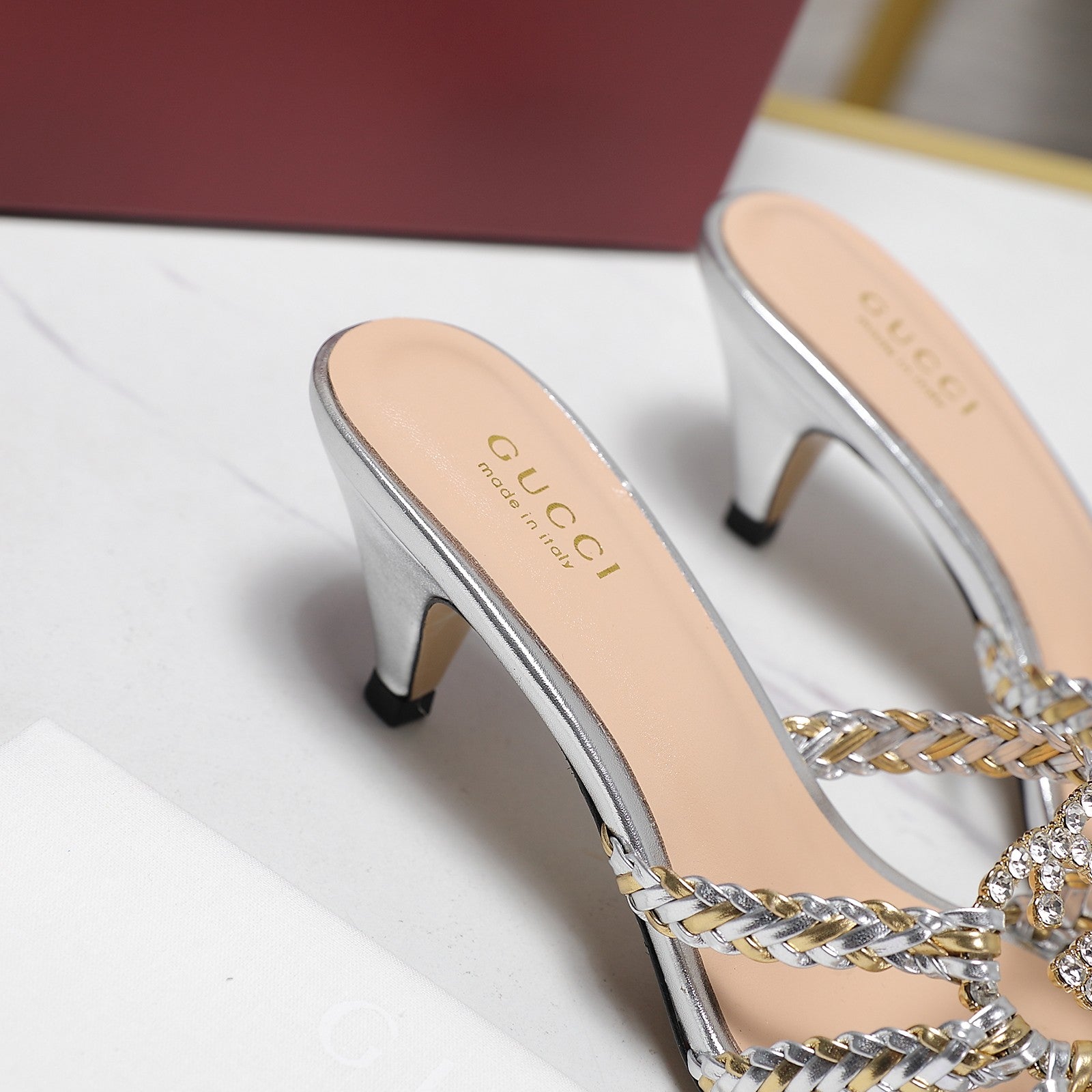 GUC* 25SS crystal woven slides VIP