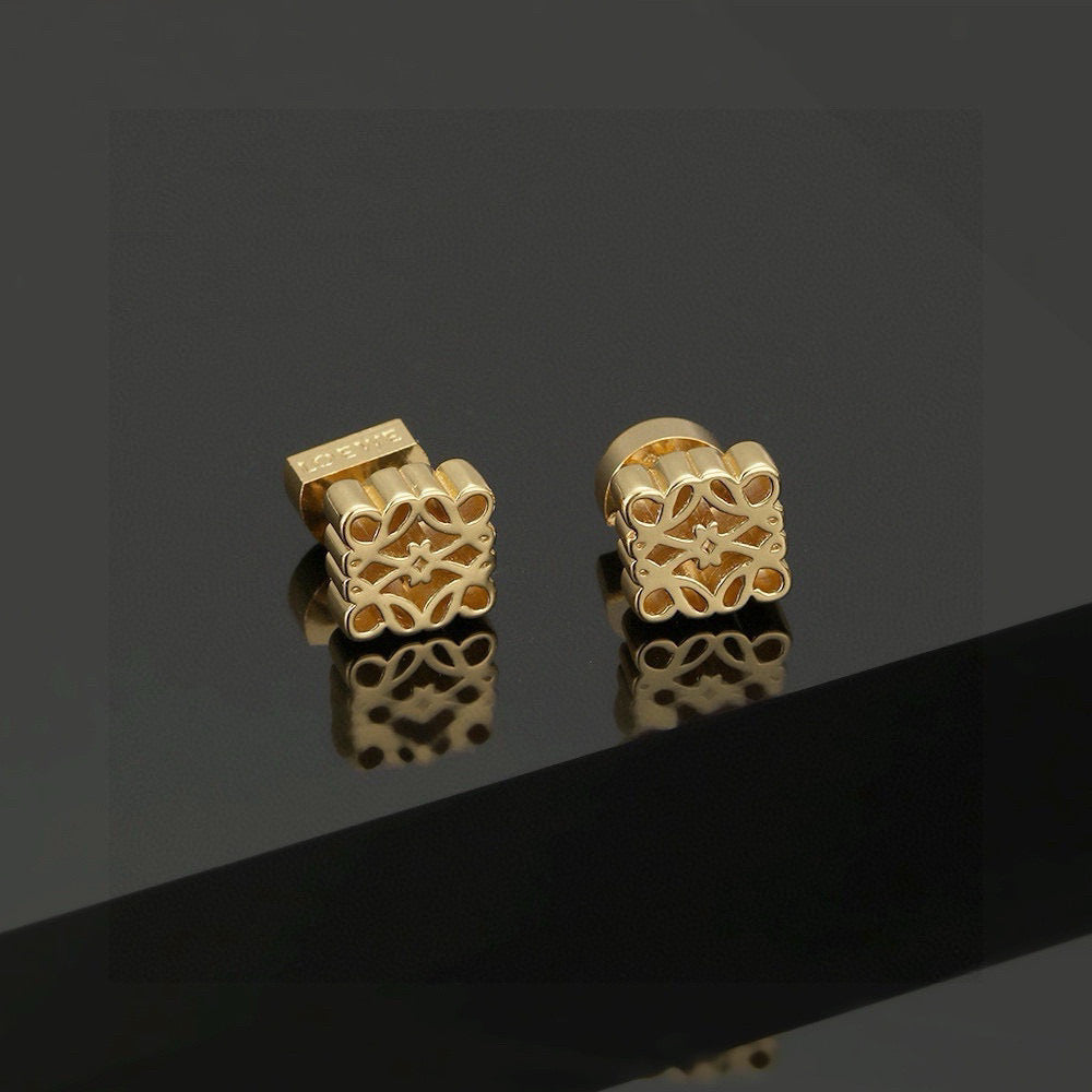 Loew* 25SS earrings