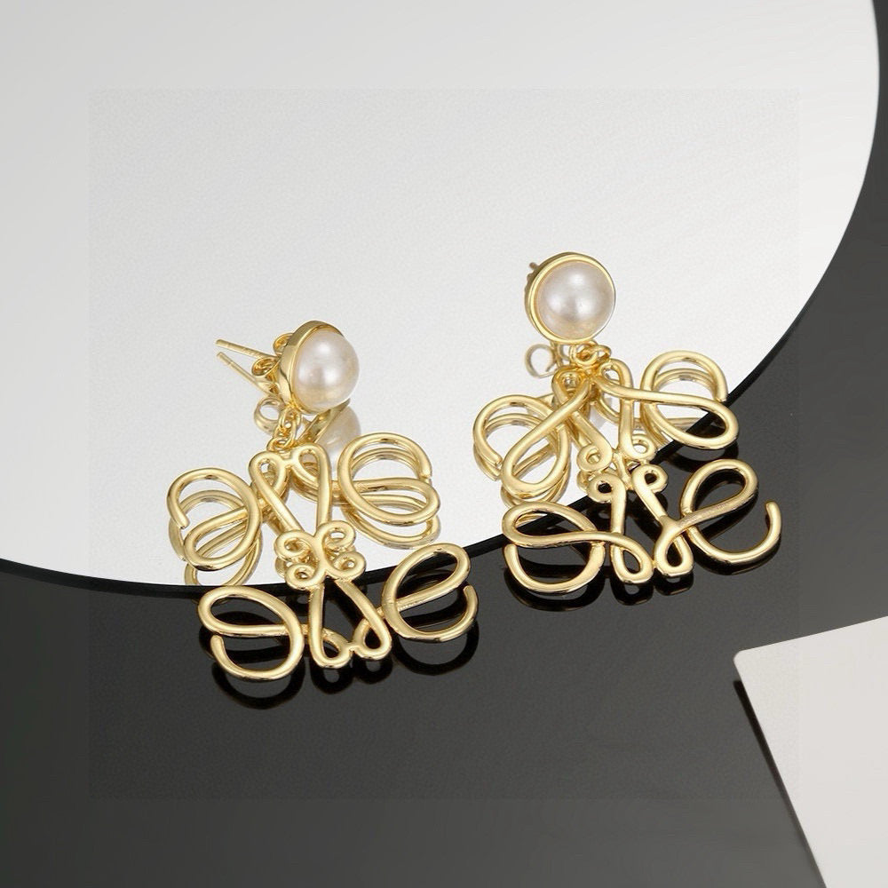 Loew* 25SS earrings