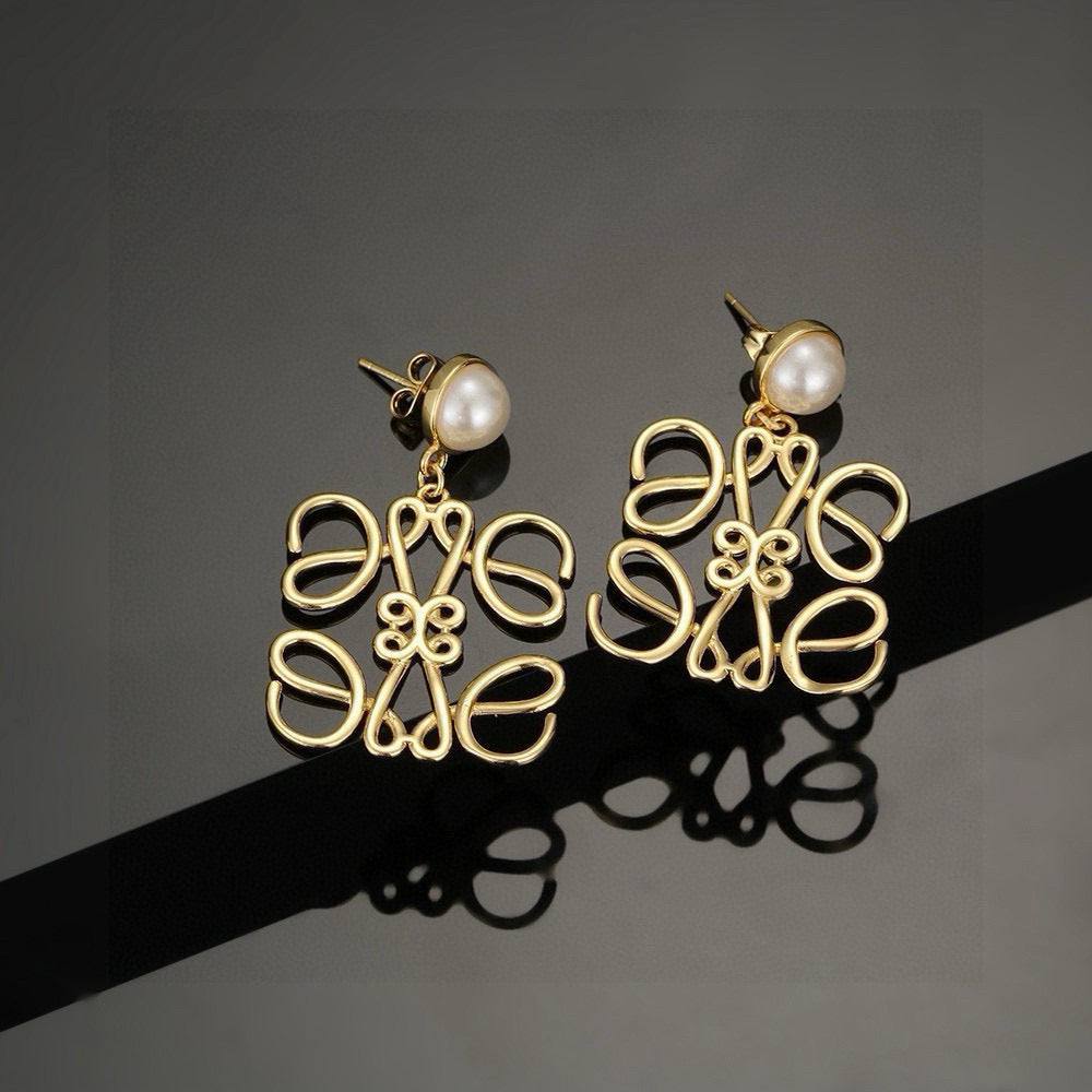 Loew* 25SS earrings