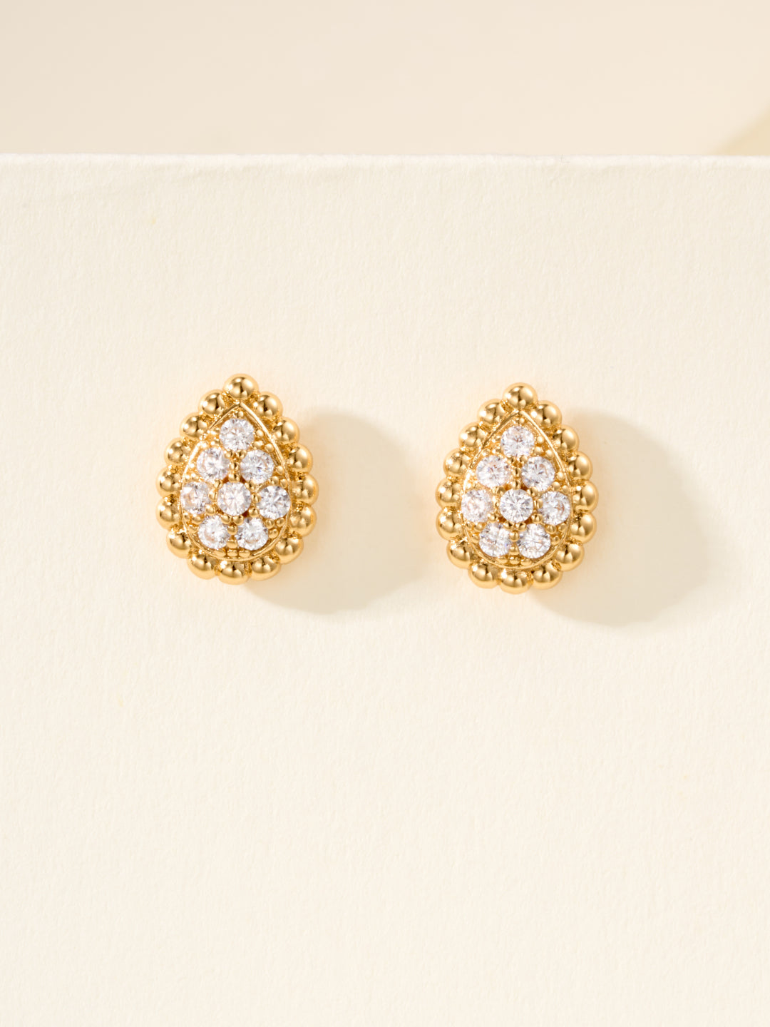 Boucheron 25SS teardrop diamond earrings