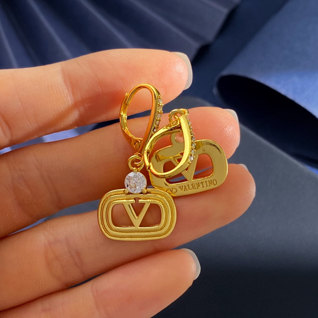 Valentino* 25SS earrings