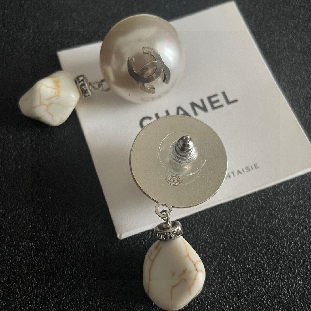 CHAN* 25SS earrings