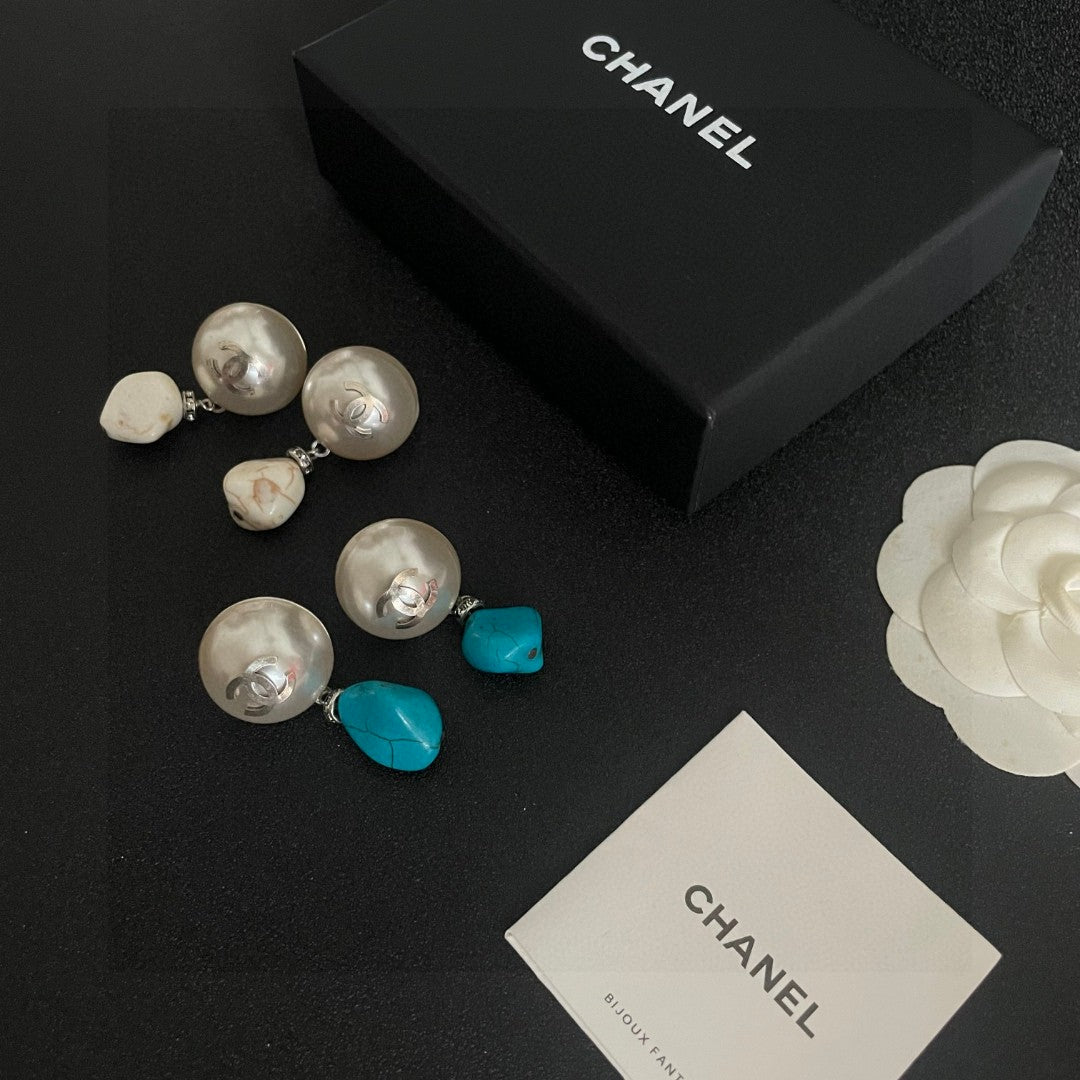 CHAN* 25SS earrings
