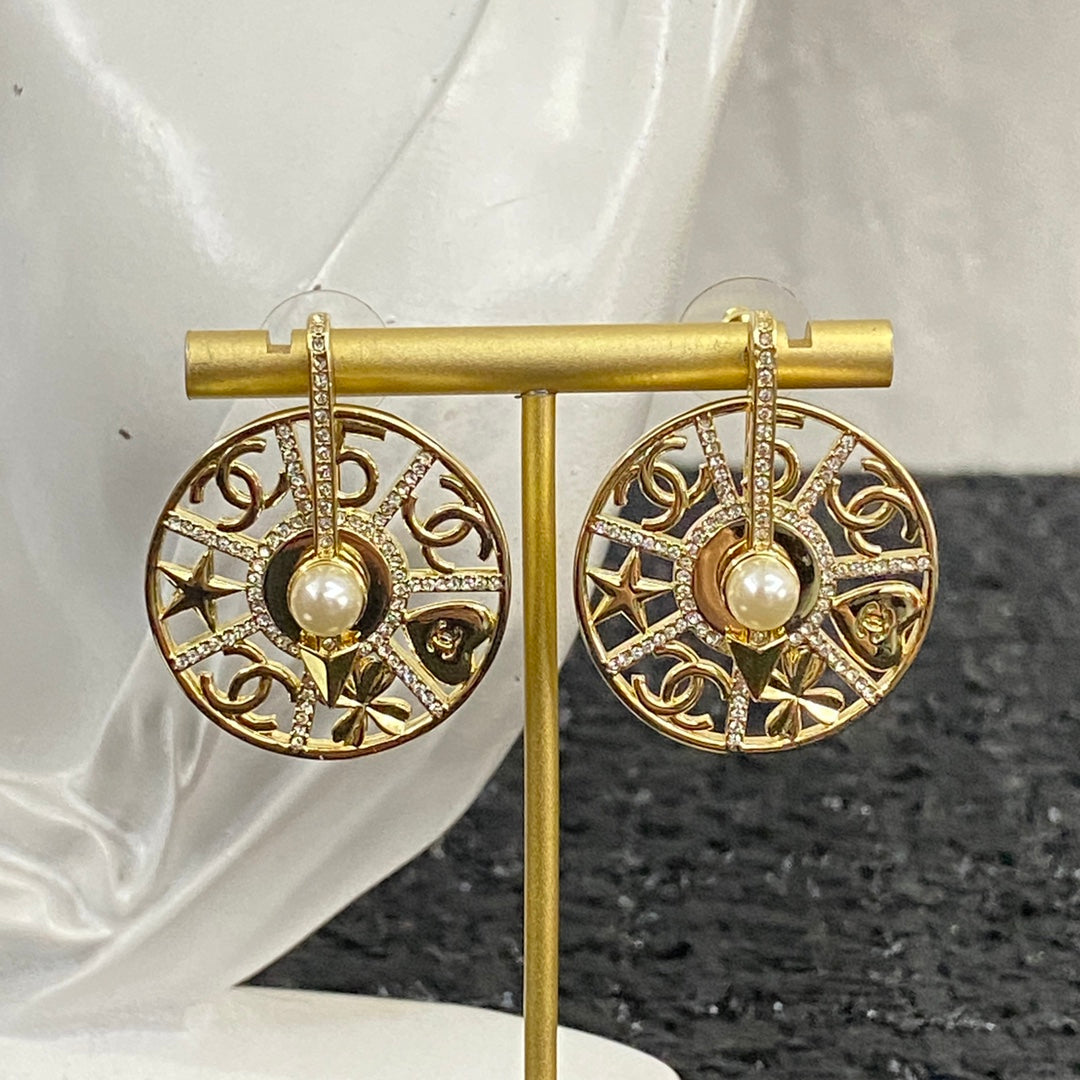 CHAN* 25SS earrings