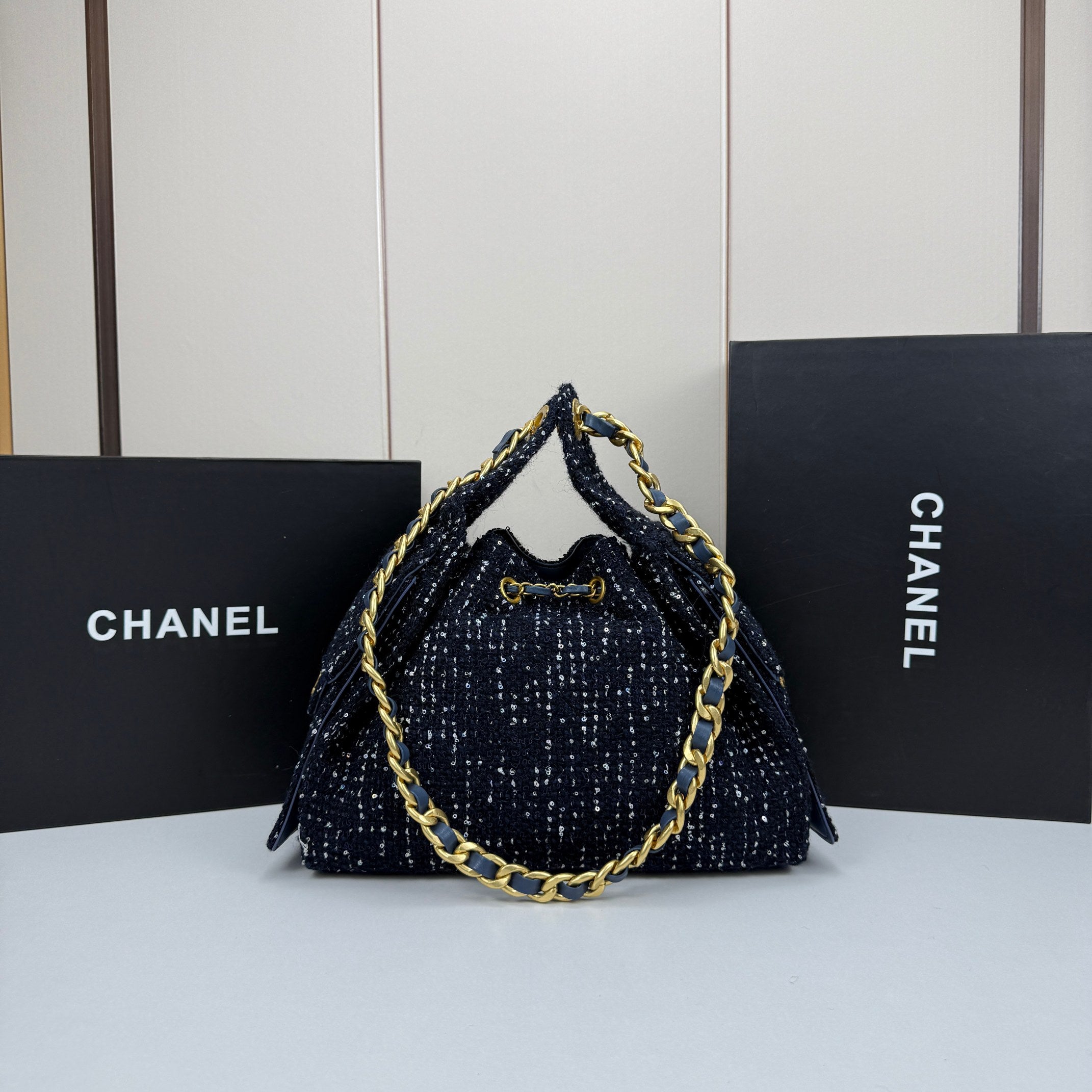 CHAN* 25SS wool bucket bag